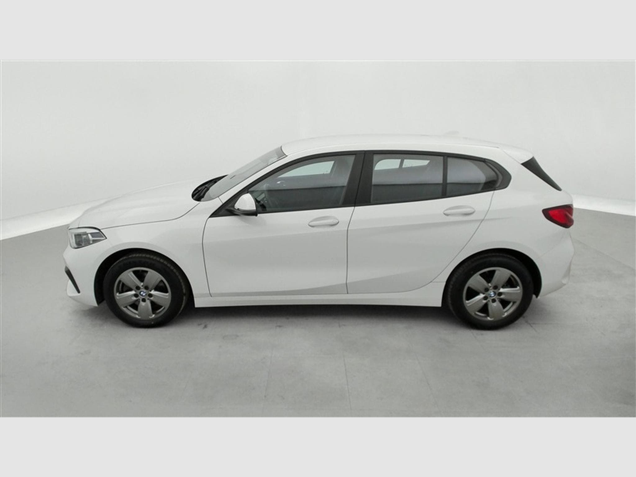 BMW 118 iA  Navi Cockpit / Led / PDC av+ar (2022) - Photo 3