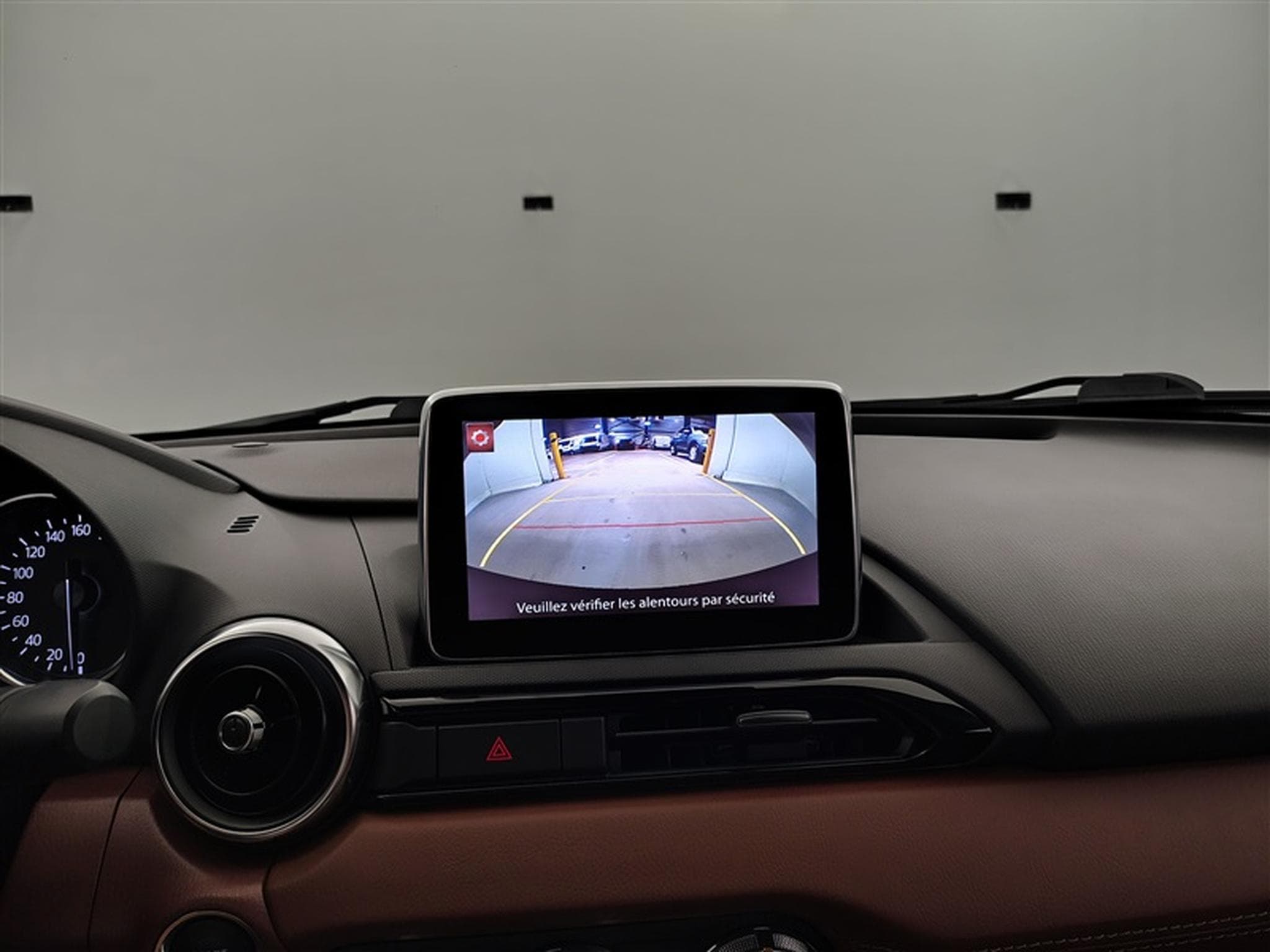 Mazda MX-5 RF 1.5i Skyactiv-G Skydrive (2018) - Photo 17