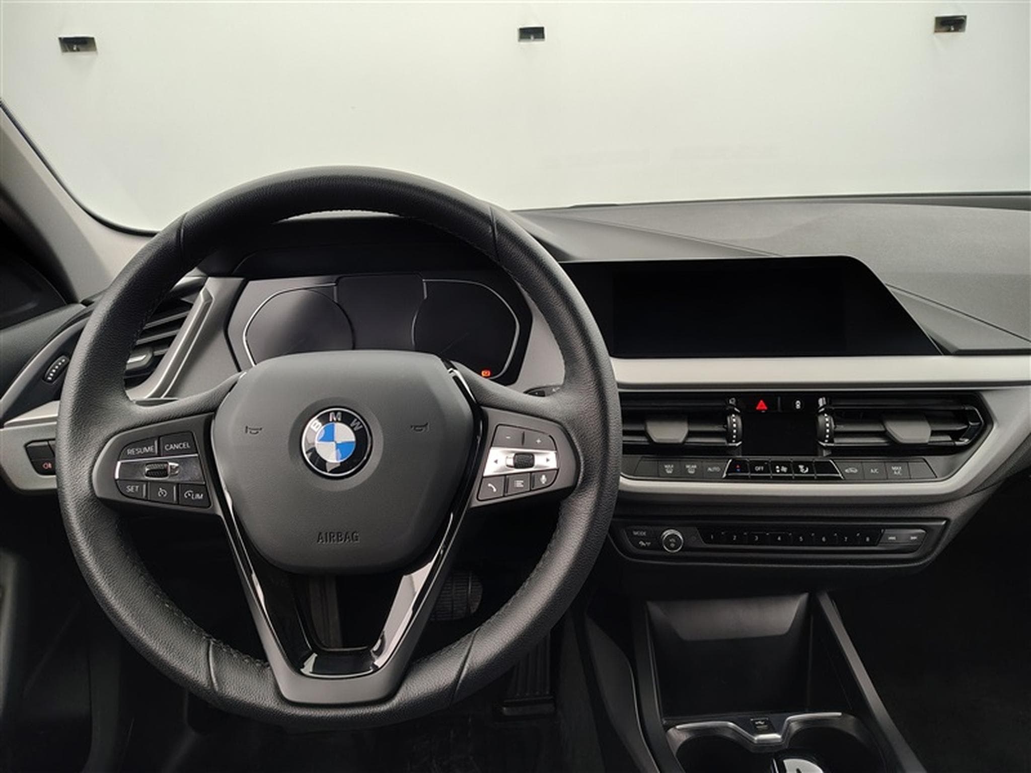 BMW 116 dA Sportline NAVI / S-CUIR SPORT / FULL LED (2022) - Photo 9