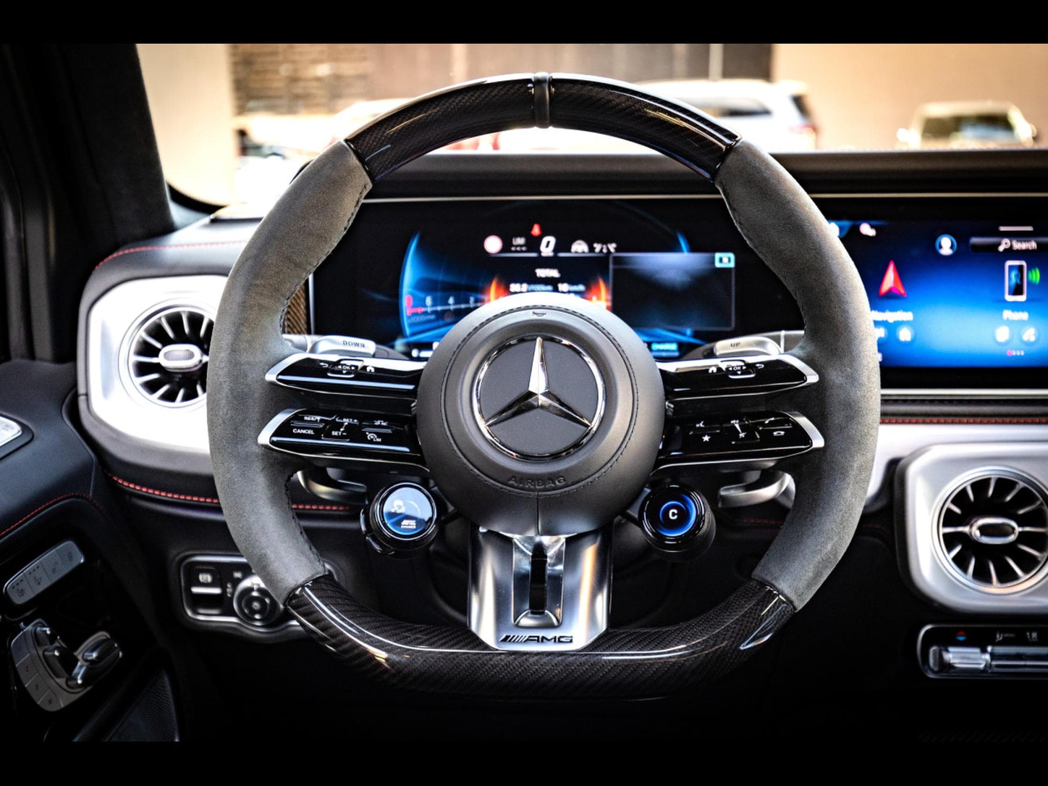 Mercedes G 63 AMG V8 BI-TURBO (FACELIFT) – PACK NIGHT - OBSIDIAN BLACK METALLI (2025) - Photo 15