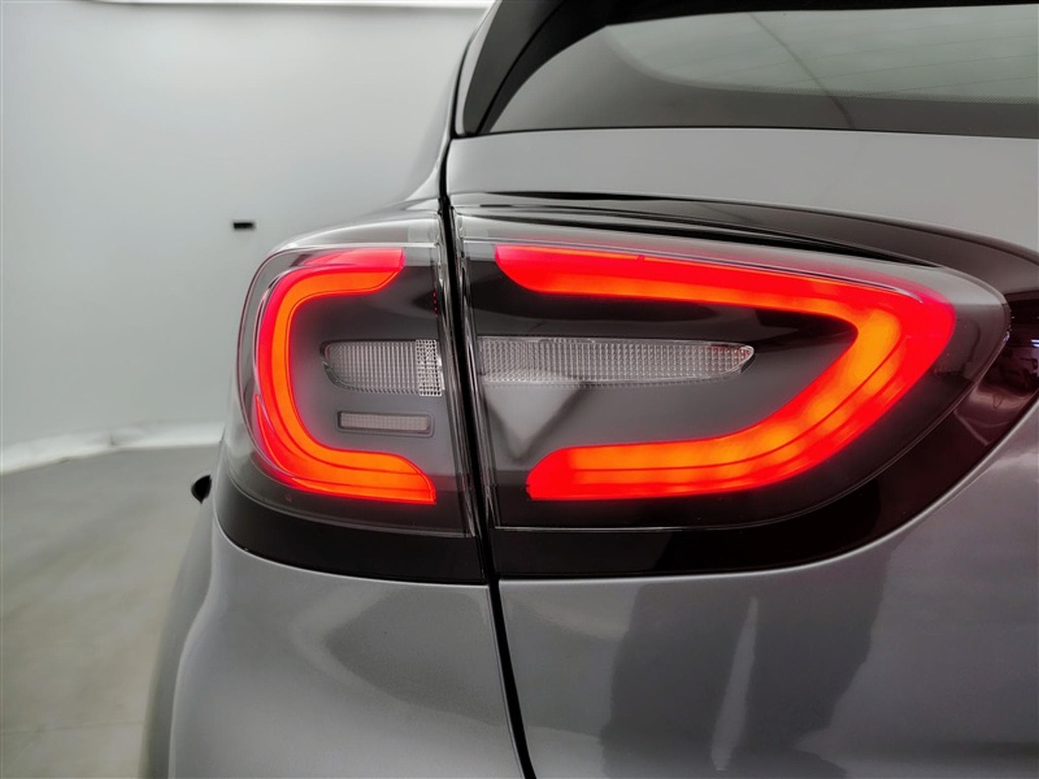 Ford Puma 1.0 EcoBoost AUT. MHEV Titanium NAVI / CARPLAY (2023) - Photo 16