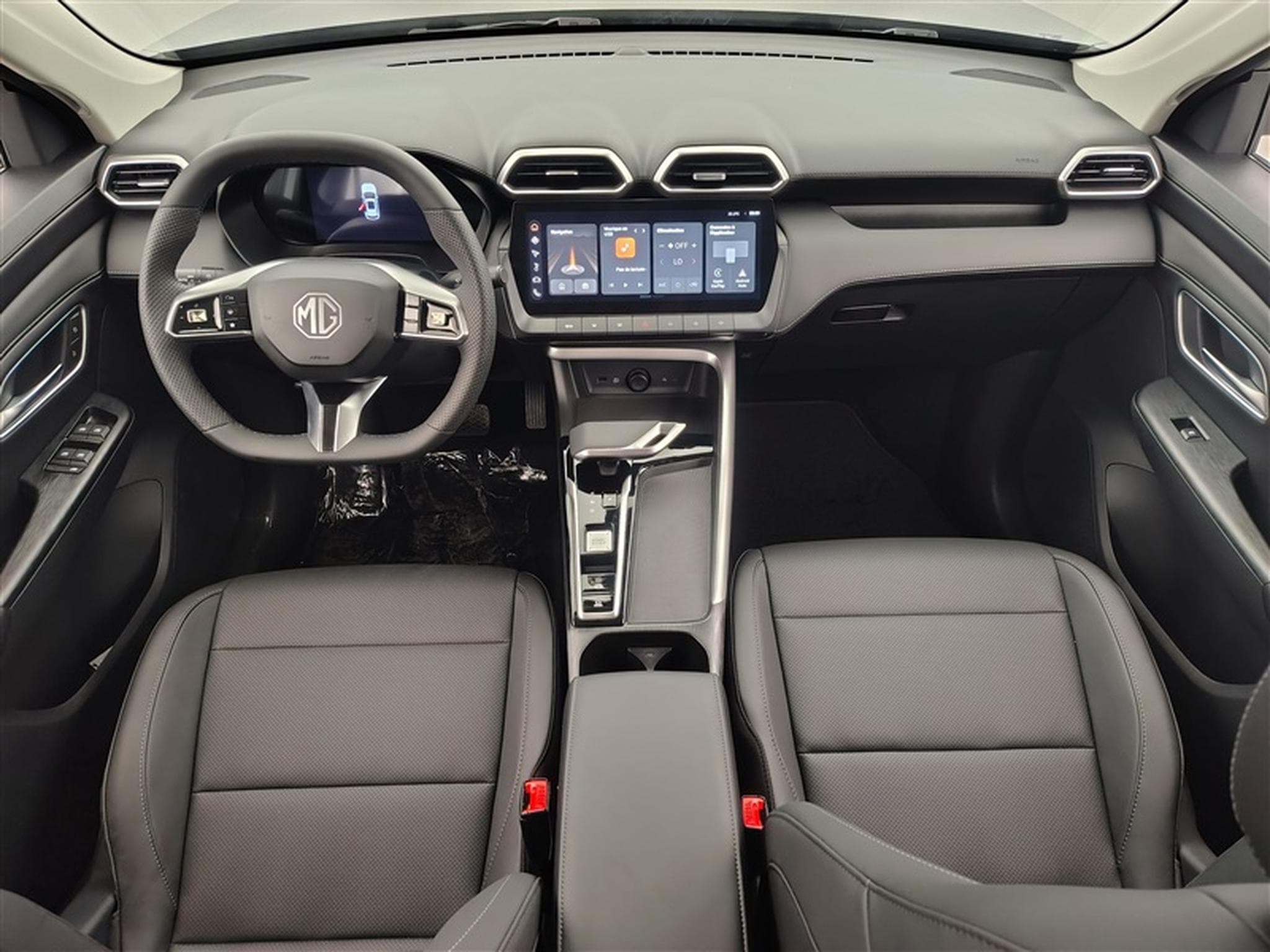 MG ZS 1.5 Hybrid+ Luxury NAVI / CAMERA / CARPLAY / ALU (2026) - Photo 8