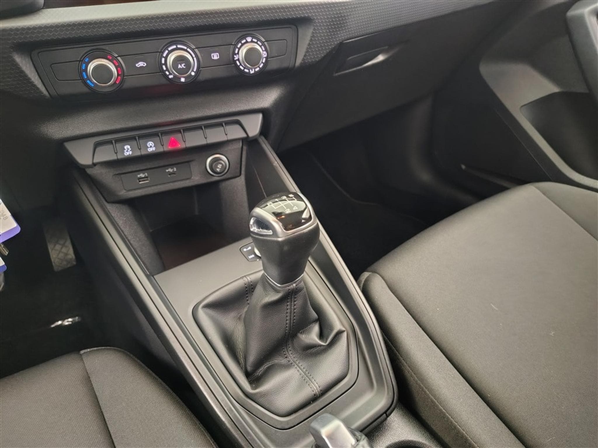 Audi A1 Sportback 25 TFSI Advanced (2020) - Photo 12