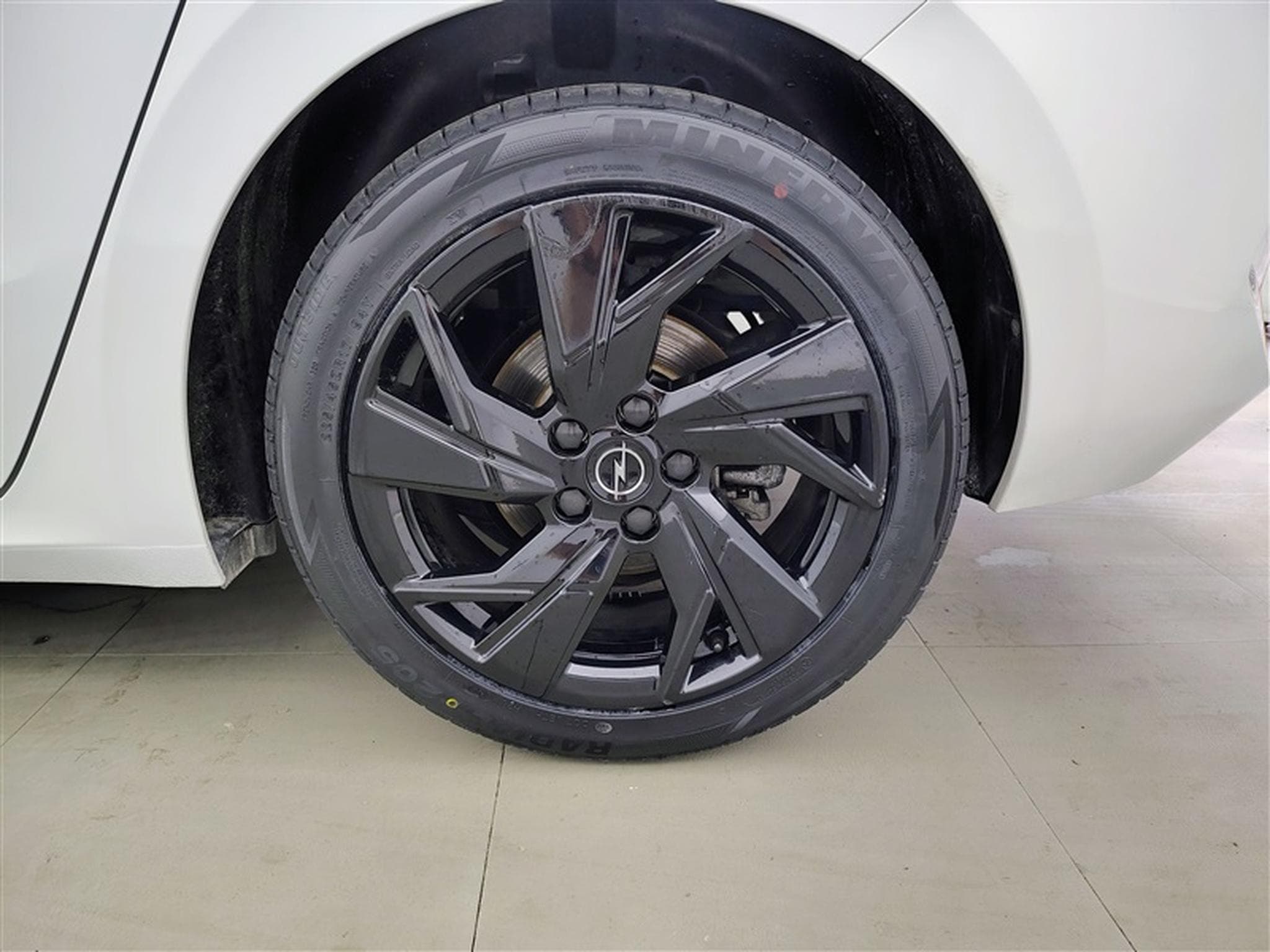 Opel Astra 1.2 Turbo 130cv GS NAVI / FULL LED / ALCANTARA / CAMERA 360 (2024) - Photo 6