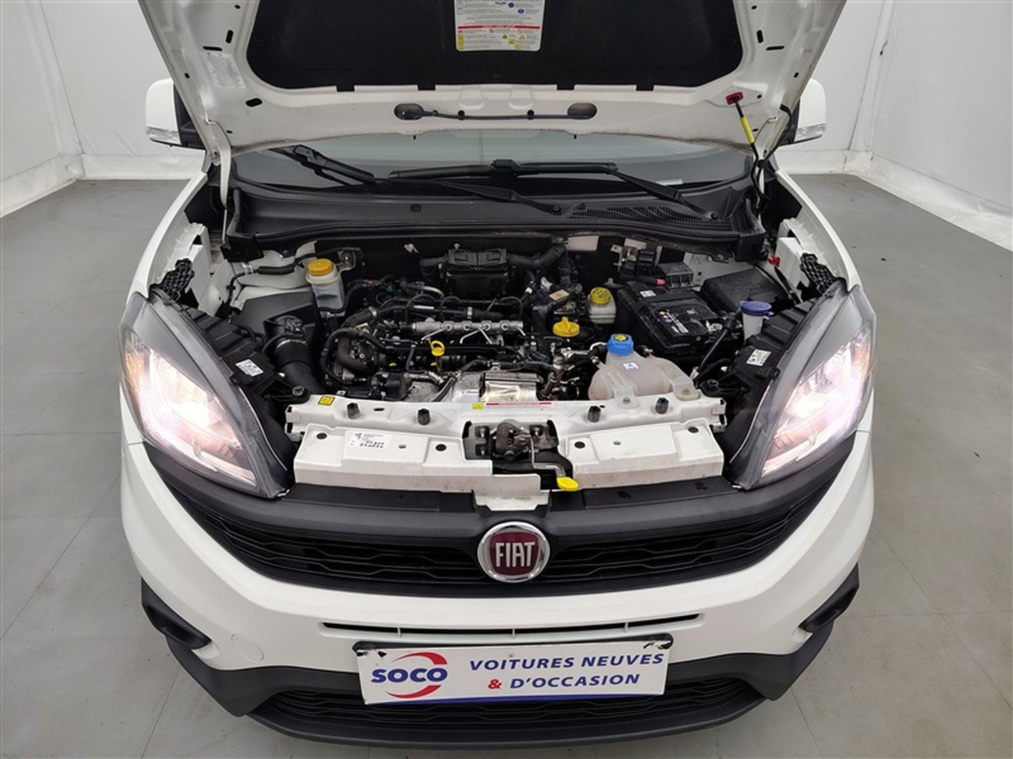 Fiat Doblo 1.6 MJET Cargo CLIM / CARPLAY (2023) - Photo 18