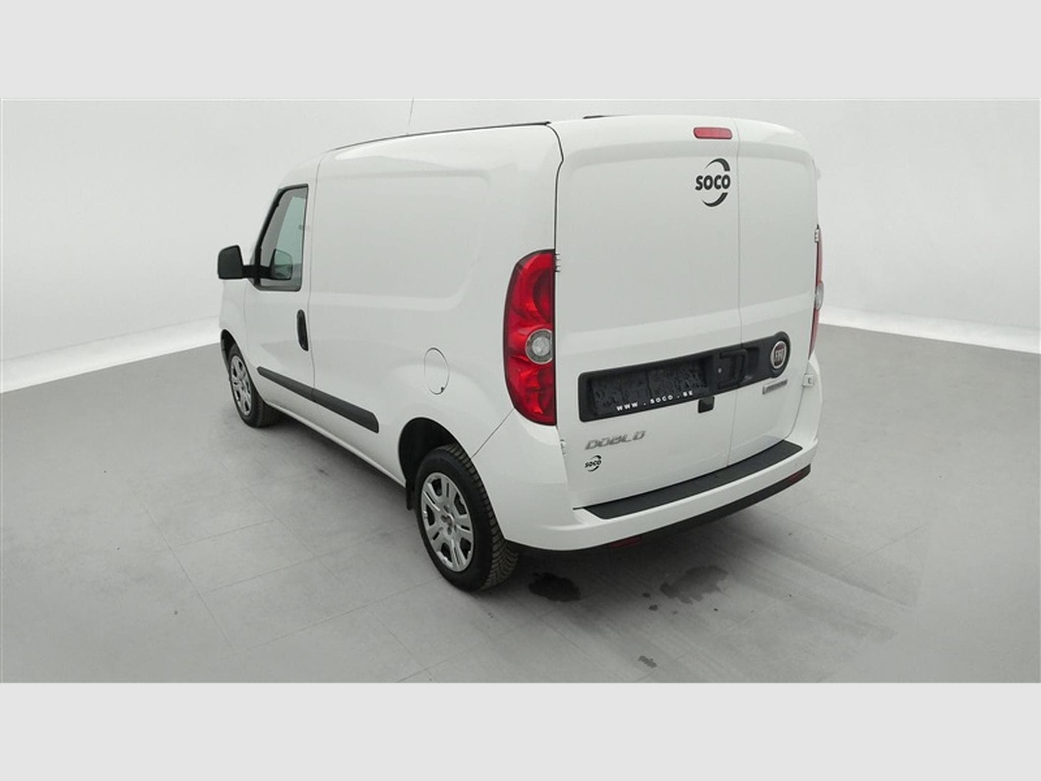 Fiat Doblo 1.6 MJET Cargo CLIM / CARPLAY (2023) - Photo 2