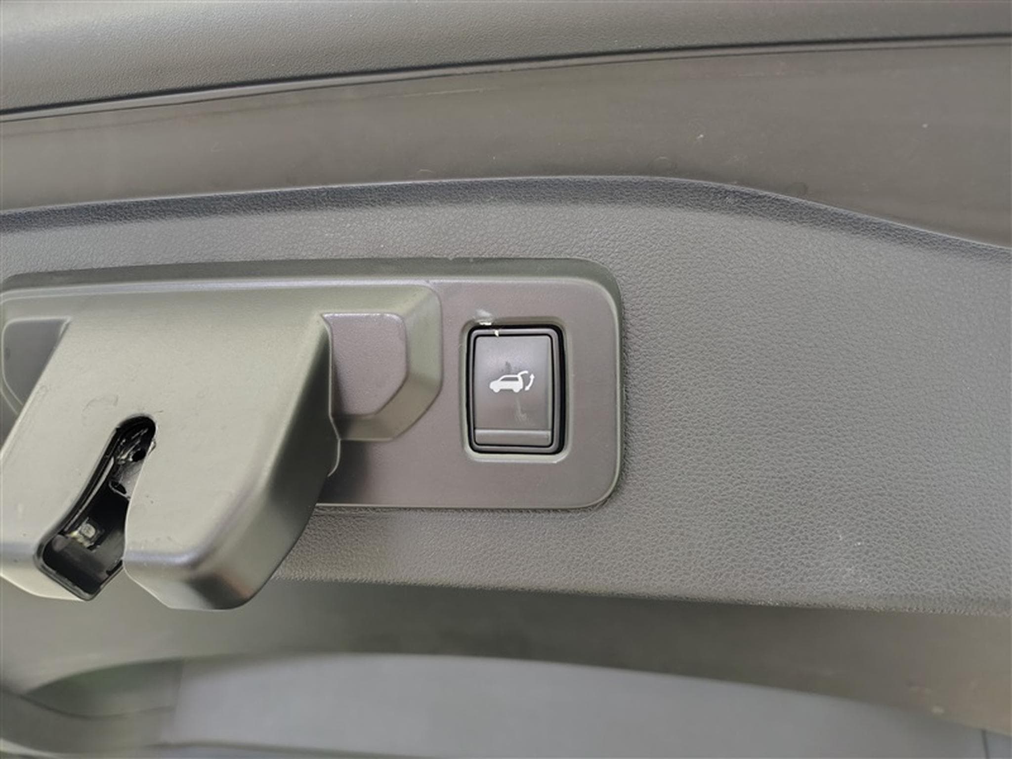 Renault Espace 1.2 E-Tech HEV Esprit Alpine 7pl. NAVI / FULL LED /ALCANTARA (2024) - Photo 19