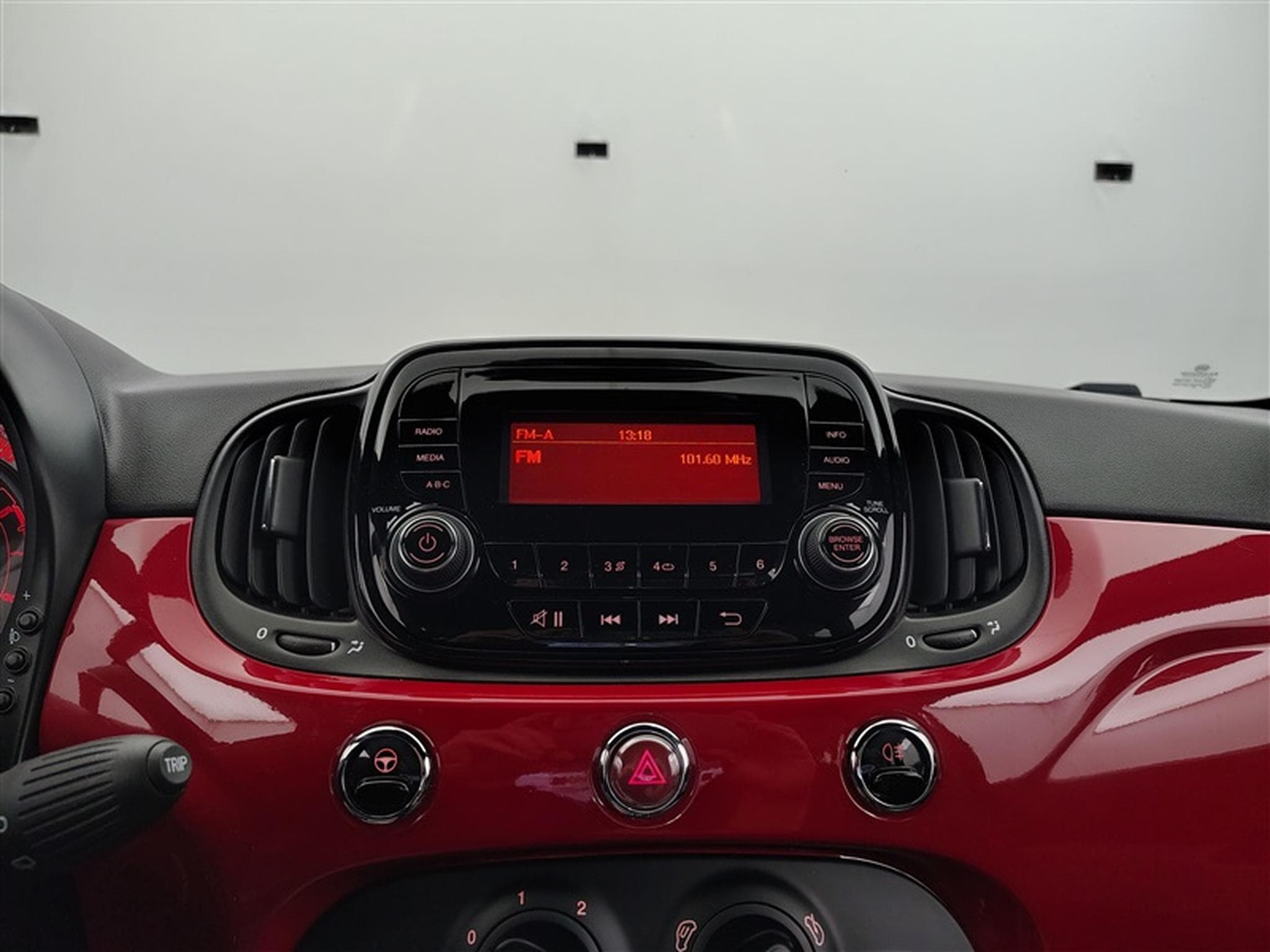 Fiat 500 1.0i MHEV Lounge (2020) - Photo 11