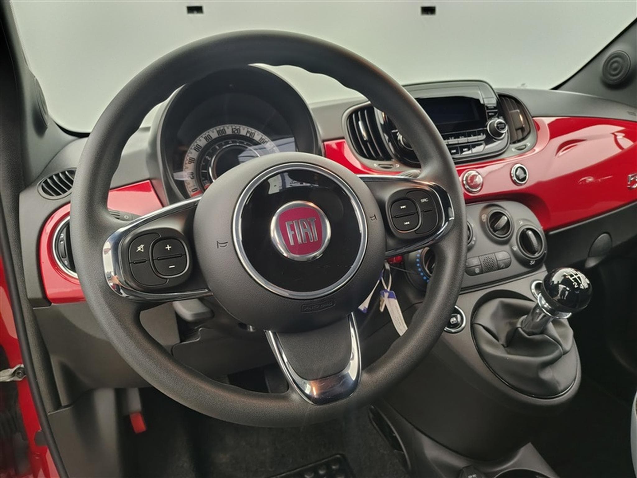 Fiat 500 1.0i MHEV Lounge (2020) - Photo 9