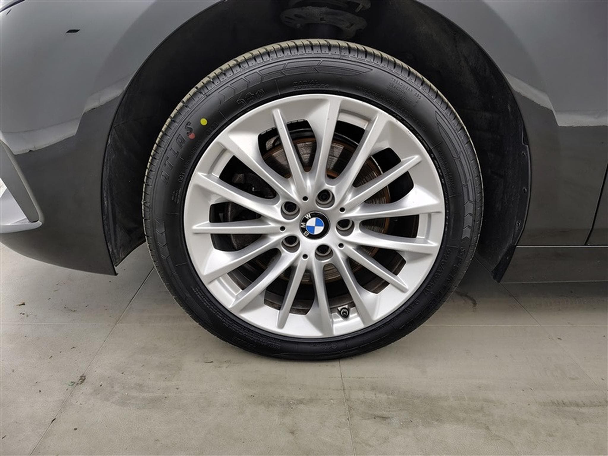 BMW 116 116dA Business Line NAVI/FULL LED/JA17/PDC AV AR (2022) - Photo 6
