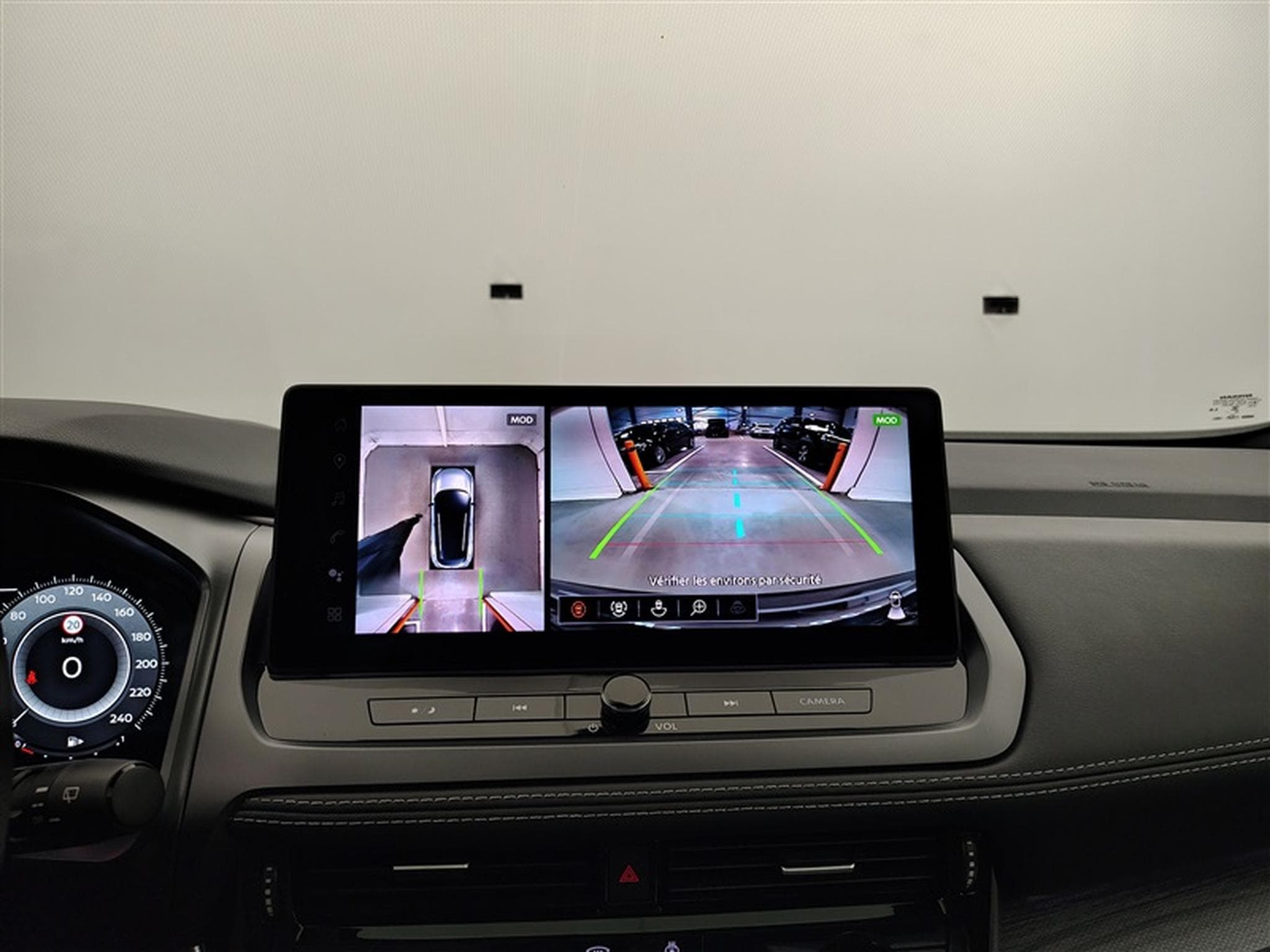 Nissan Qashqai 1.3 DIG-T MHEV X-Tronic Tekna NAVI / FULL LED / CUIR / PANO (2026) - Photo 18