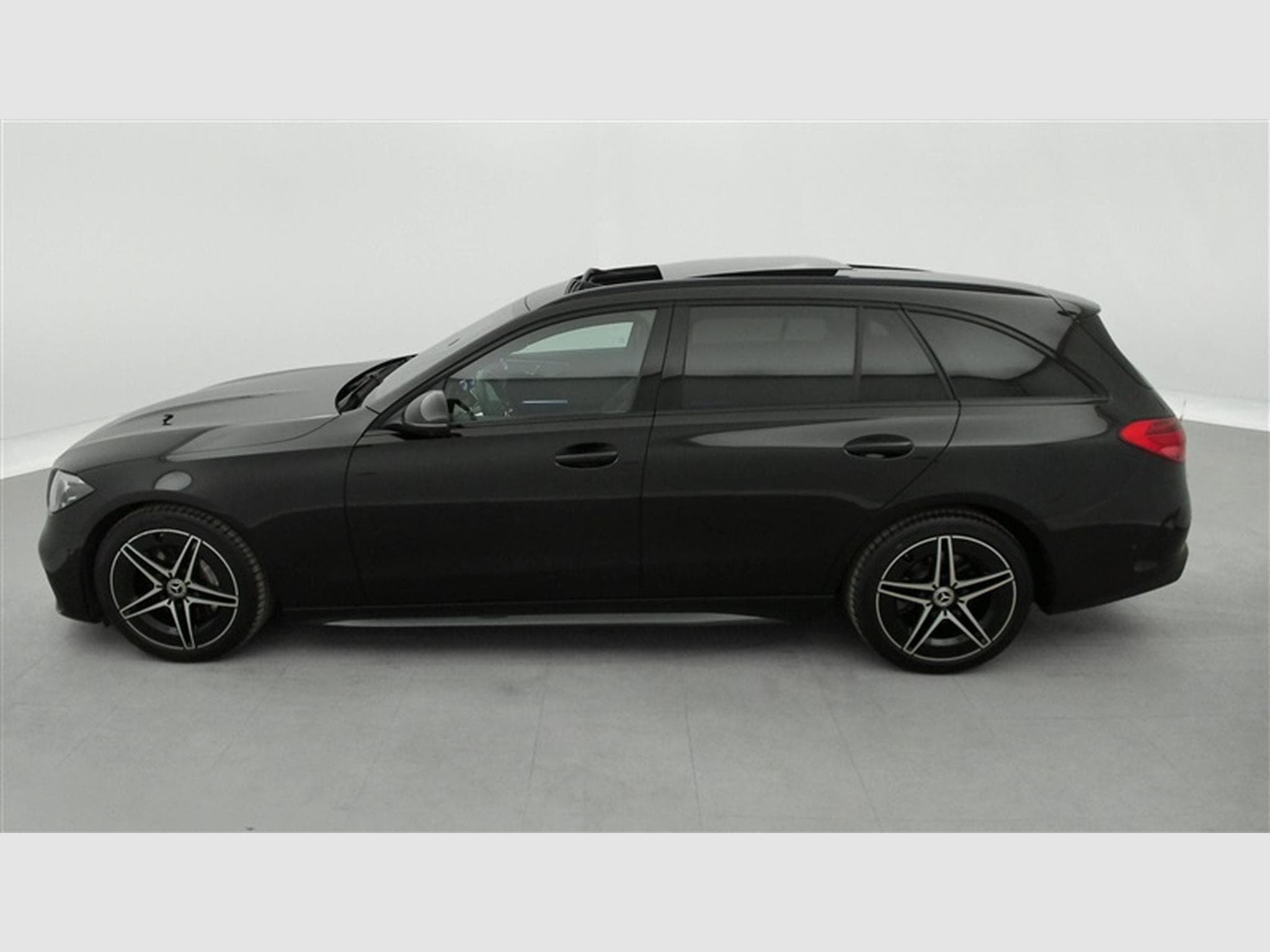 Mercedes C 200 d MHEV • STAR EDITION • AMG LINE   • PACK NIGHT (2025) - Photo 3