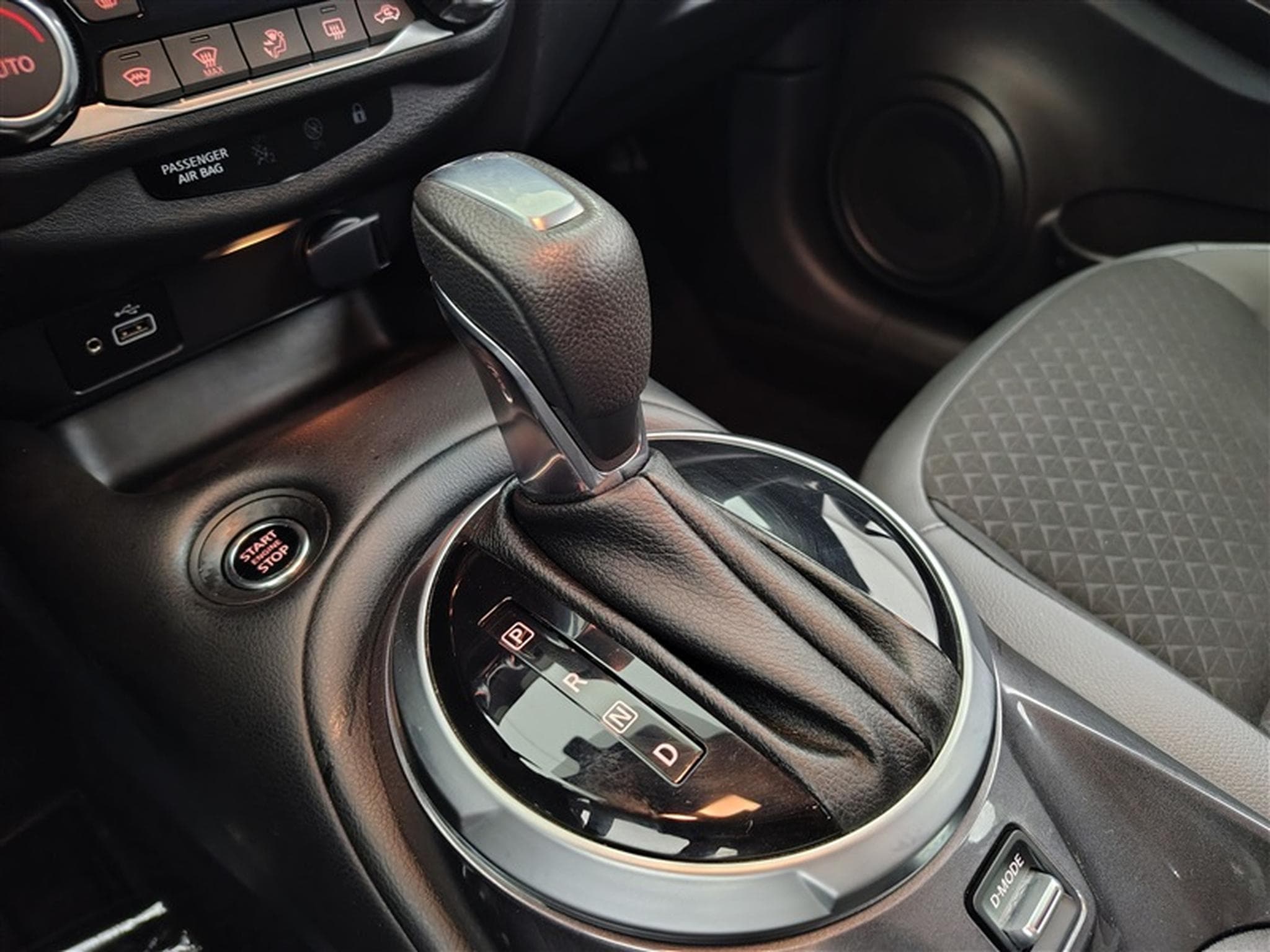 Nissan Juke 1.0 DIG-T 115cv DCT N-Connecta CARPLAY / FULL LED / CAMERA (2024) - Photo 12