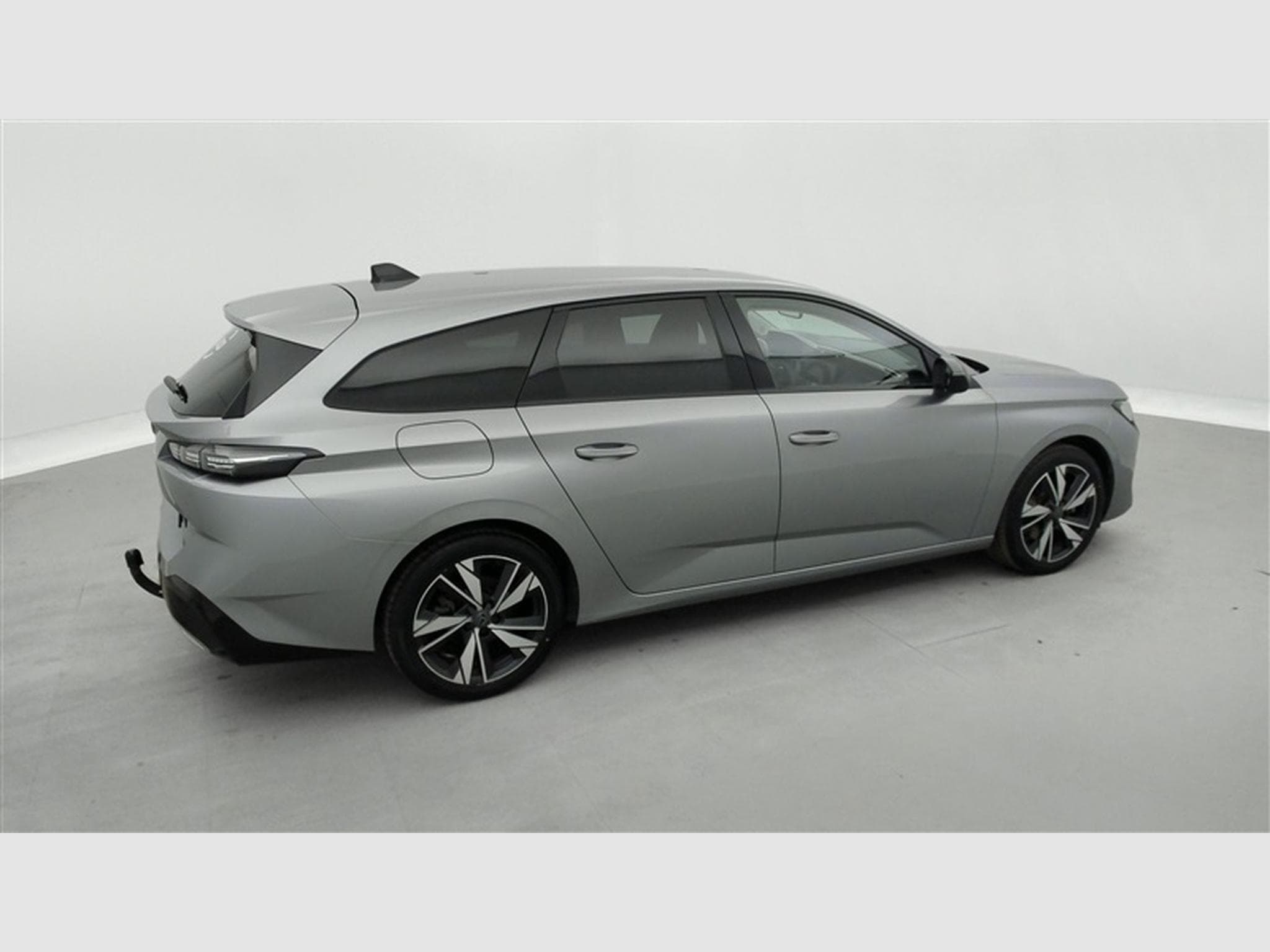 Peugeot 308 SW 1.2 PureTech Allure Pack S&S (EU6.4) (2023) - Photo 24