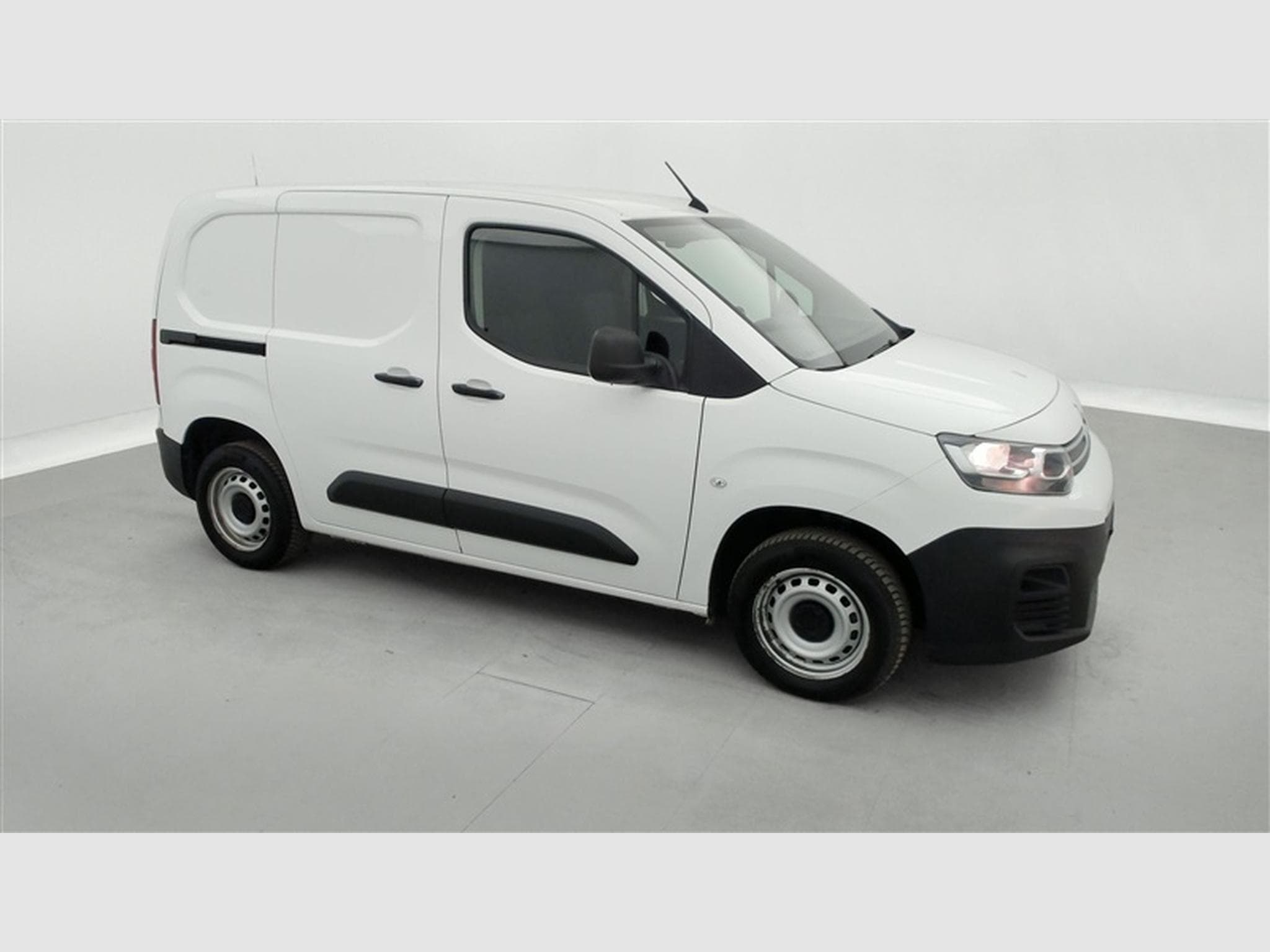 Citroen Berlingo 1.5 BlueHDi M Light Control (EU6.3) (2021) - Photo 22