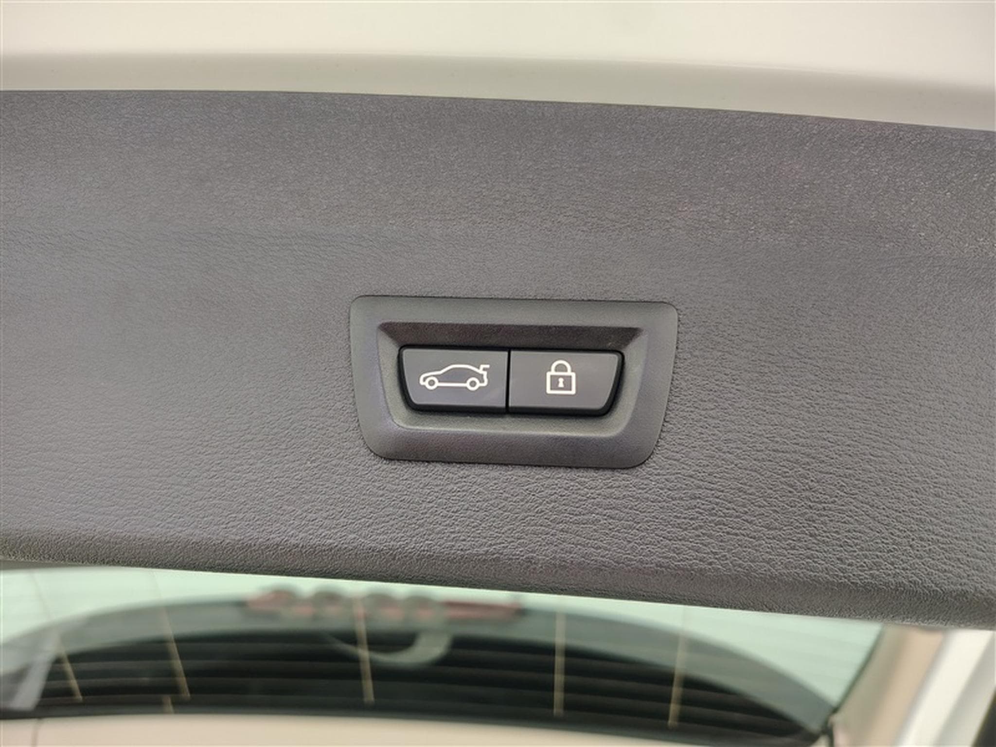 BMW X1 1.5i sDrive18 NAVI / CUIR / TOIT PANO (2021) - Photo 19