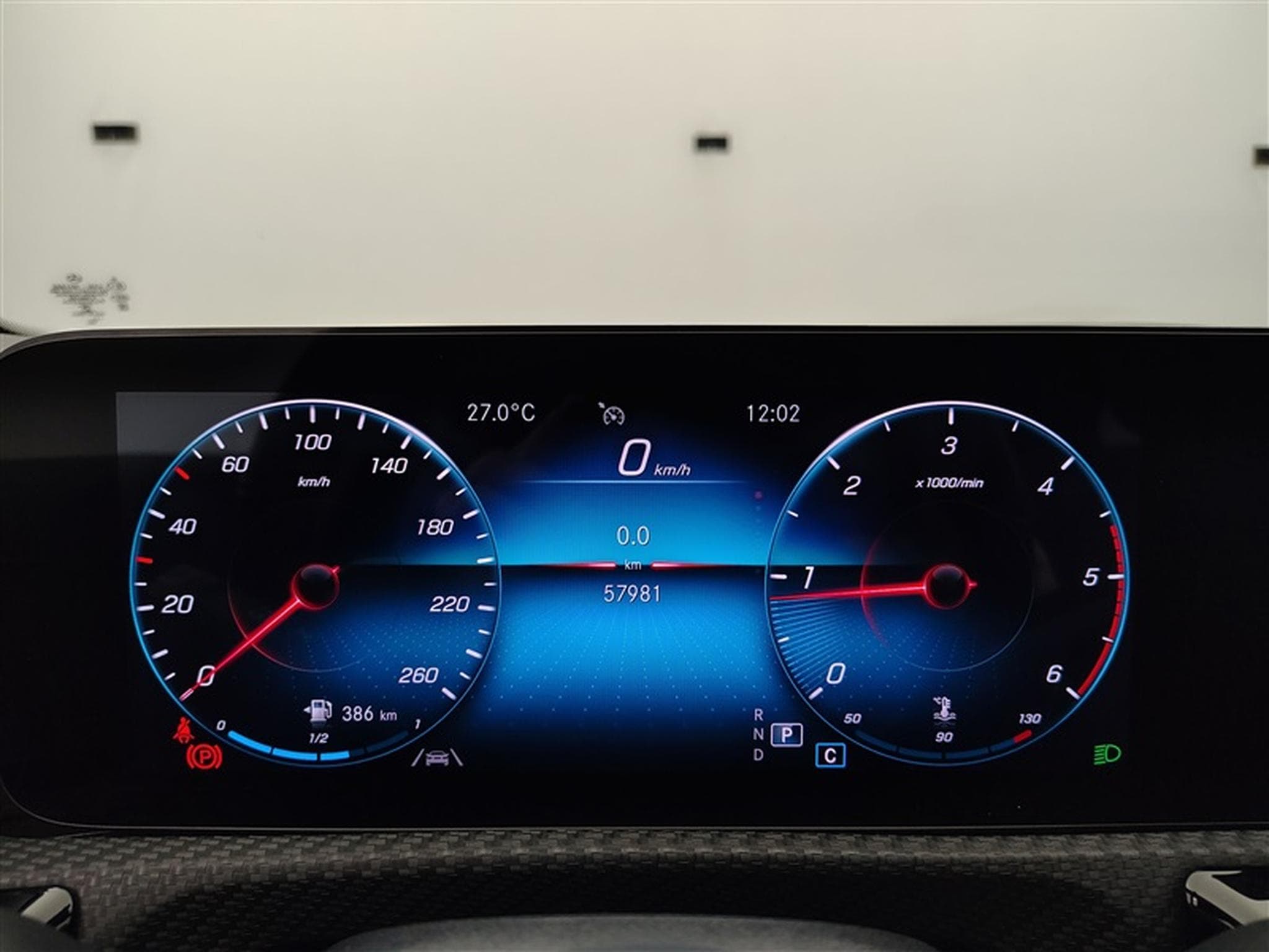 Mercedes A 180 d Business Line Navi / Led  / PDC av+ar (2022) - Photo 10