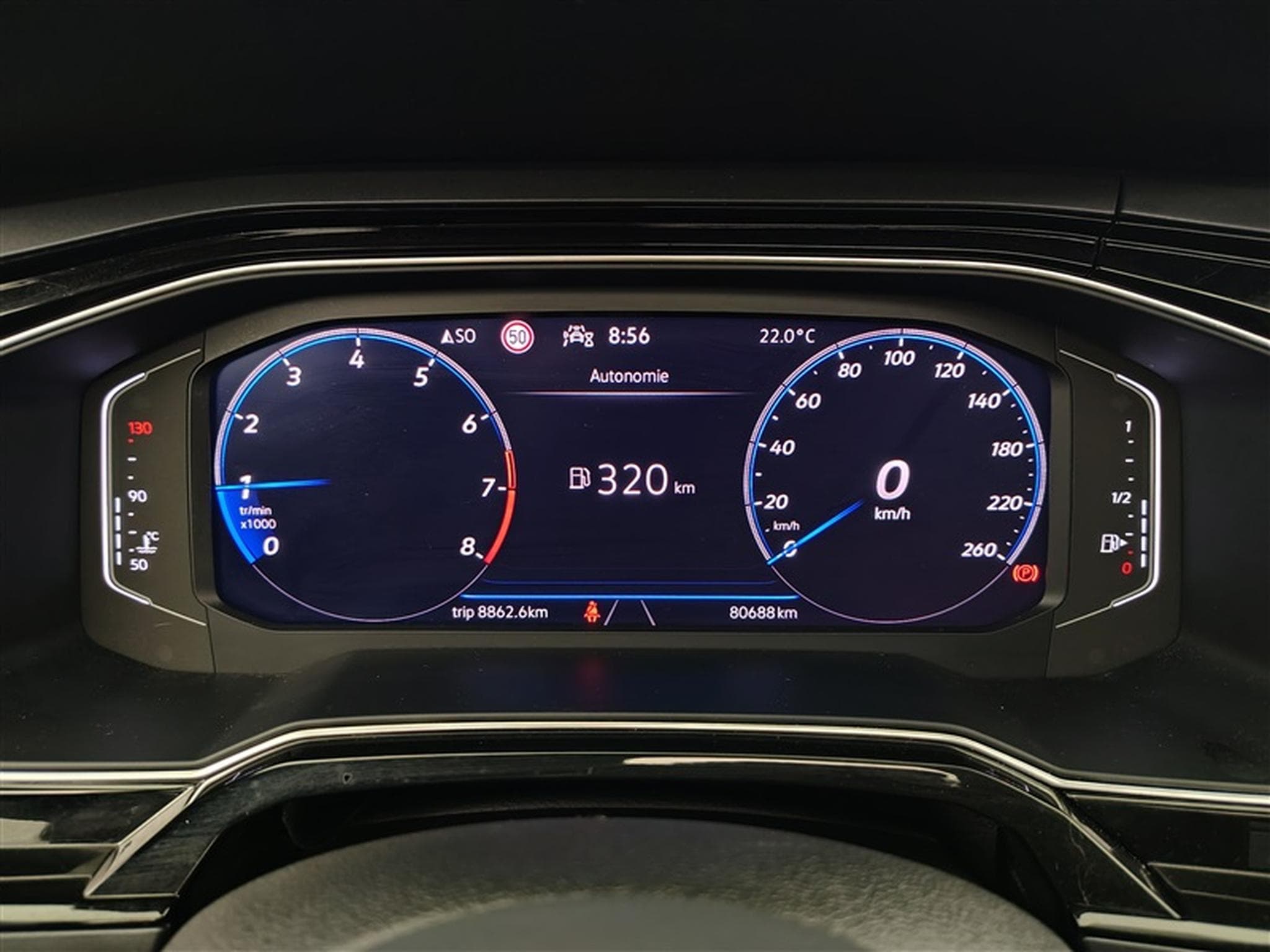 VW Taigo 1.0 TSI R-Line NAVI/TO PANO/FULL LED/JA18/PDC (2022) - Photo 10