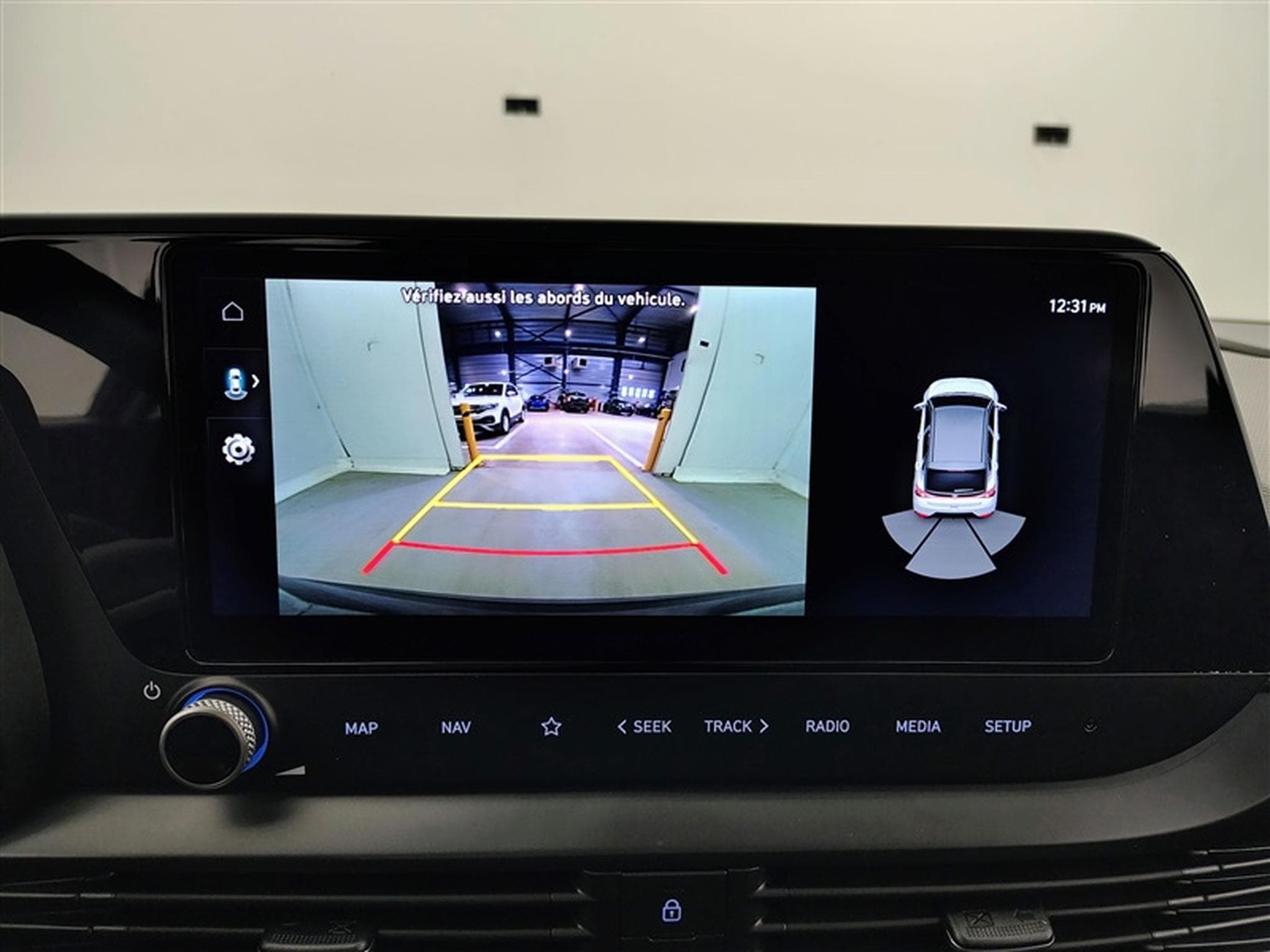 Hyundai Bayon 1.0 T-GDi MHEV Techno DCT/NAVI/LED/JA/PDC (2023) - Photo 18