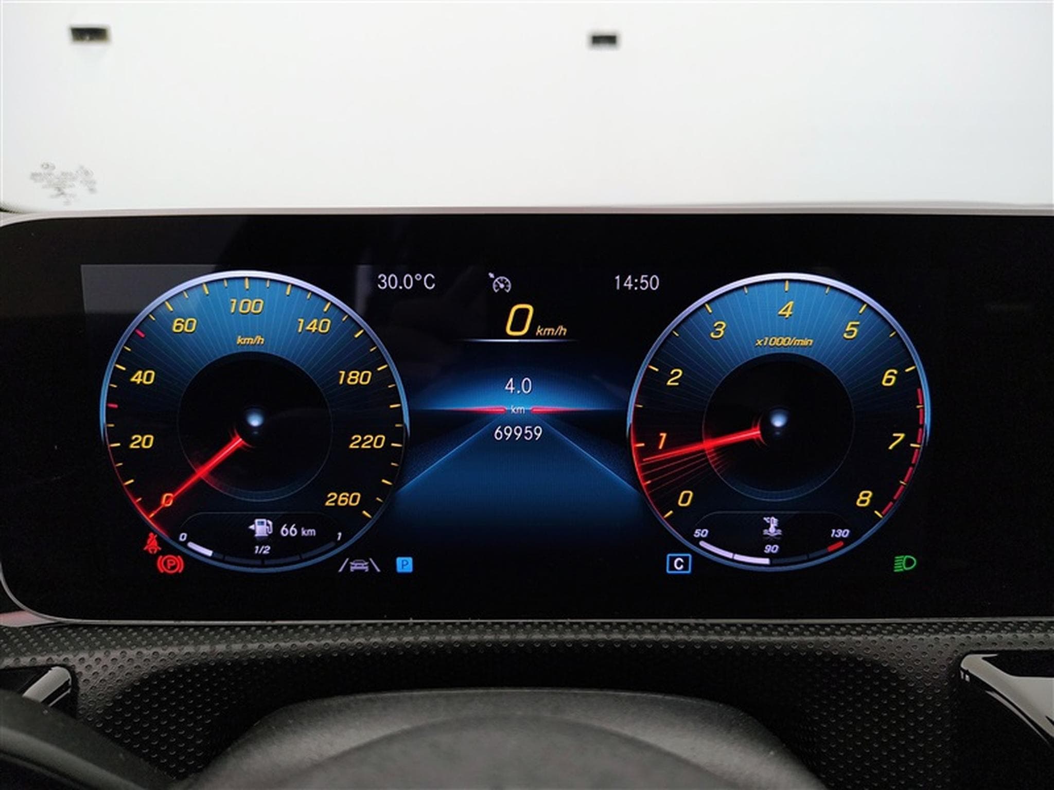 Mercedes A 160 A160 Pack AMG NAVI / FULL LED / PANO / CAMERA / JA 18" (2019) - Photo 10