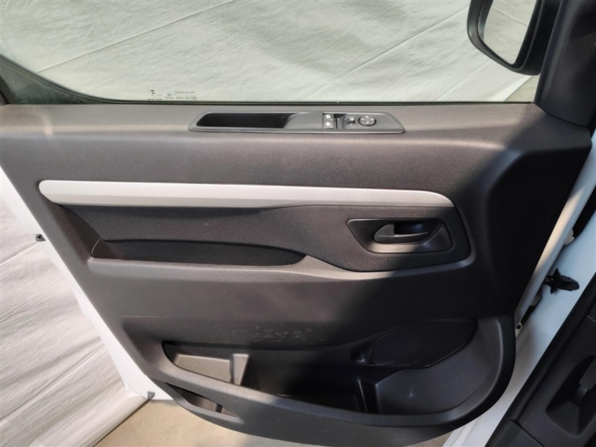 Peugeot Expert 2.0 BlueHDi 180 EAT8 L3 DBLE CAB 6PL. NAVI / CLIM / TEL (2023) - Photo 15