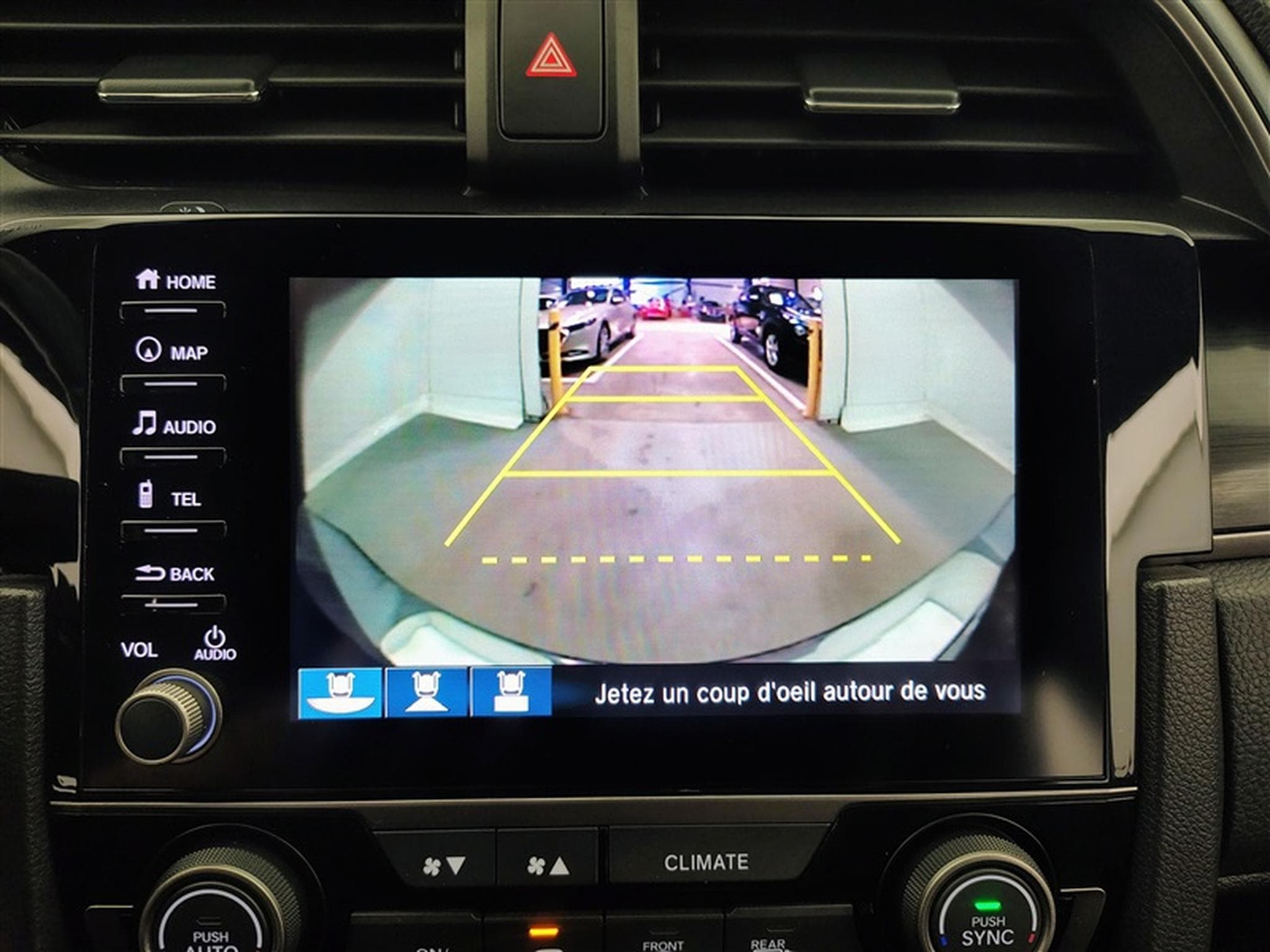 Honda Civic 1.0 i-VTEC Elegance NAVI / FULL LED / CUIR / CAMERA (2021) - Photo 18