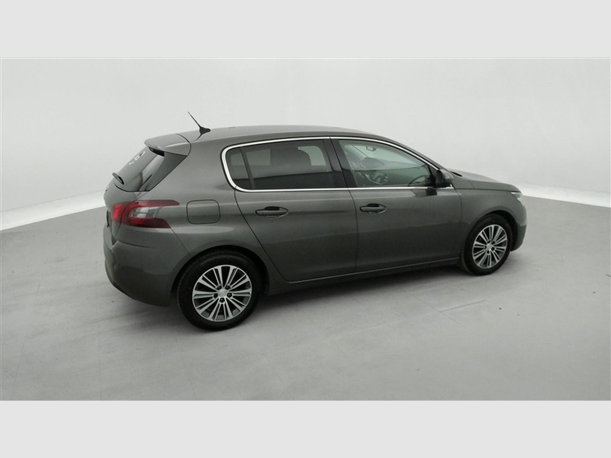 Peugeot 308 1.5 BlueHDi Allure S&S (2021) - Photo 25