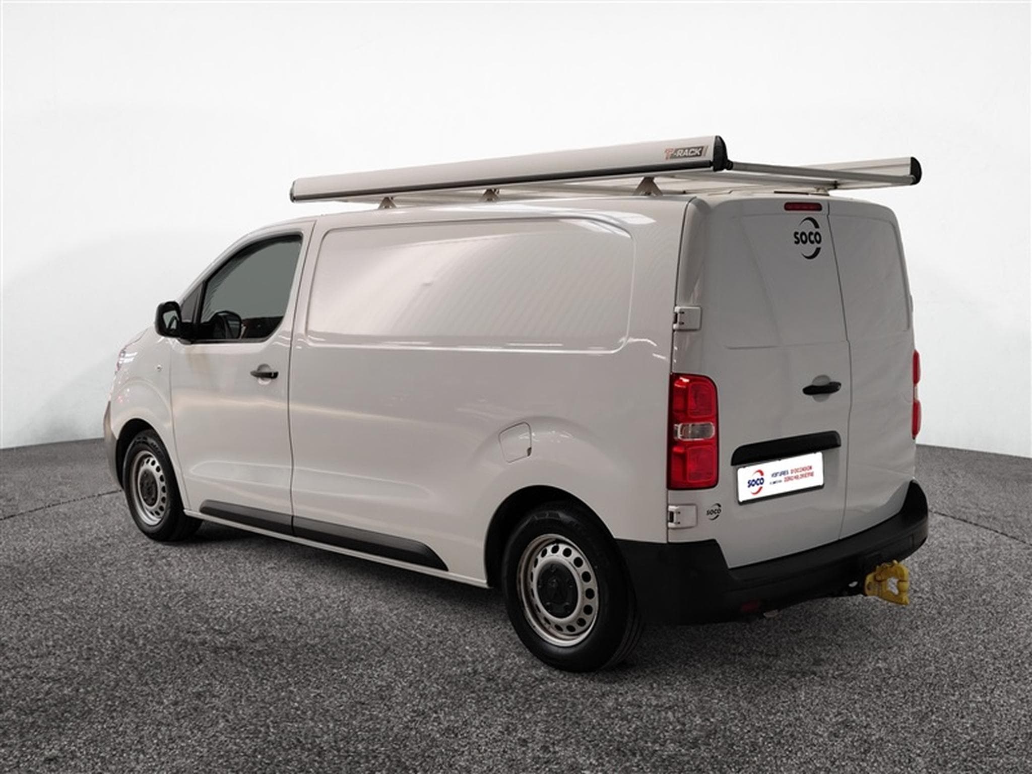 Peugeot Expert 2.0 BlueHDi EAT8 L2 NAVI CLIM / TEL / PDC AV-AR (2023) - Foto 2