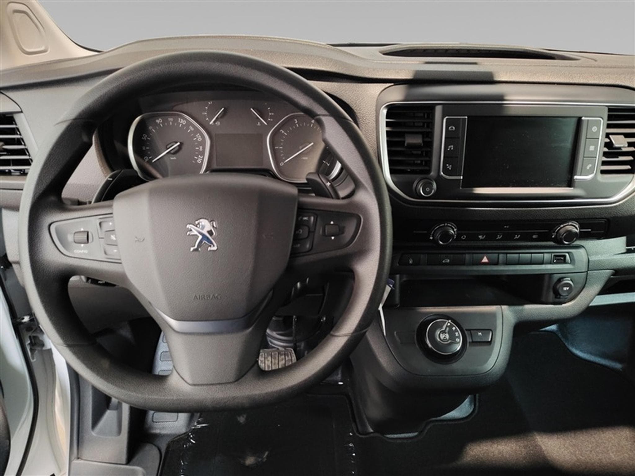 Peugeot Expert 2.0 BlueHDi EAT8 L2 NAVI CLIM / TEL / PDC AV-AR (2023) - Foto 9