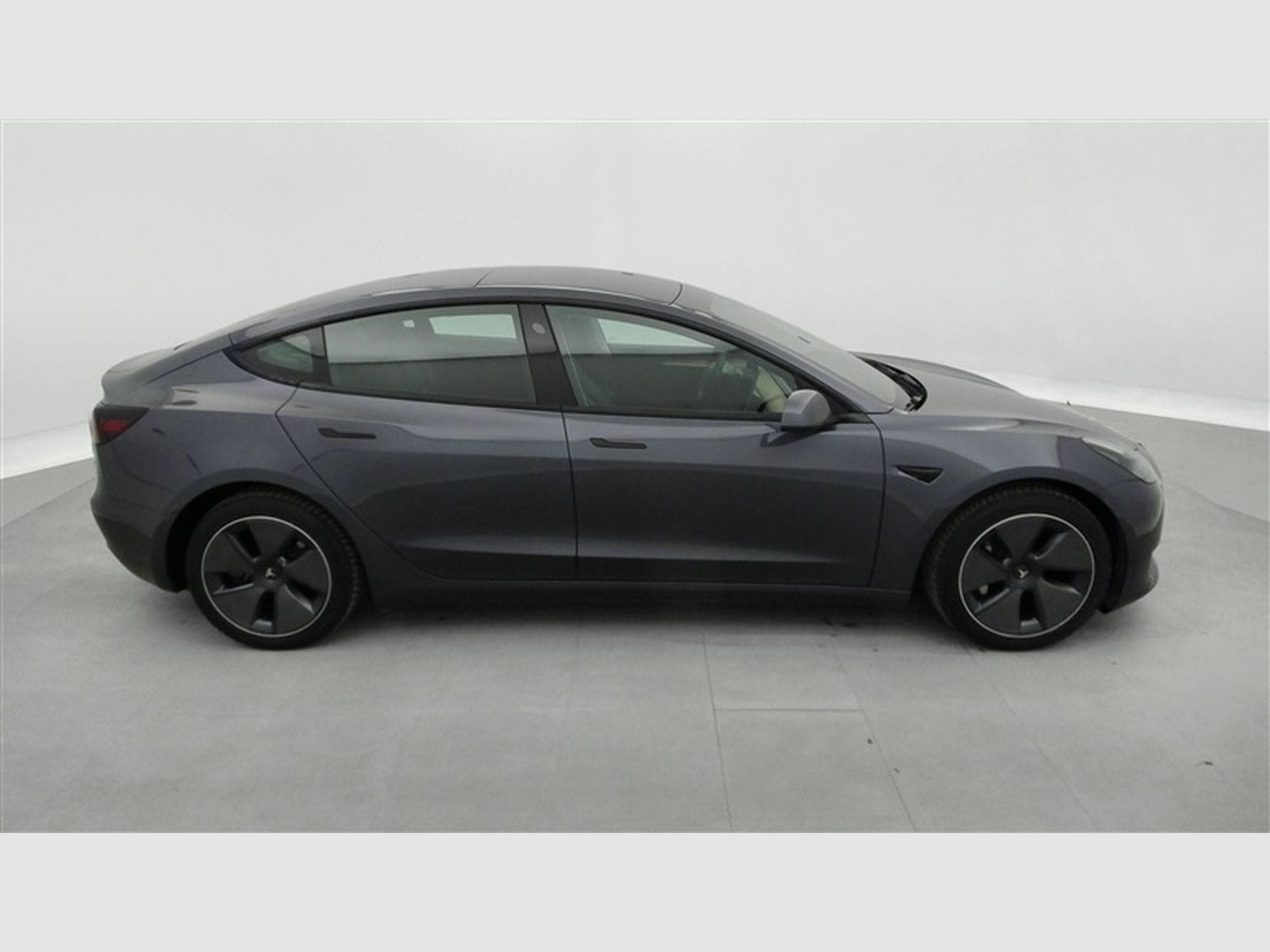 Tesla Model 3 60 kWh Standard Plus (2023) - Foto 25