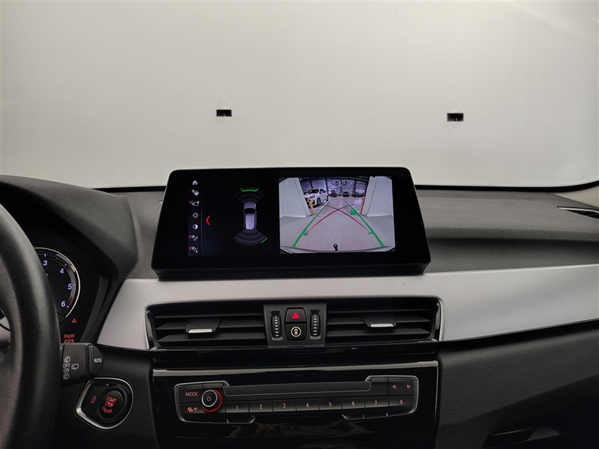 BMW X1 1.5 d sDrive16 CUIR/NAVI/JA17/PDC/CAMERA (2022) - Foto 17
