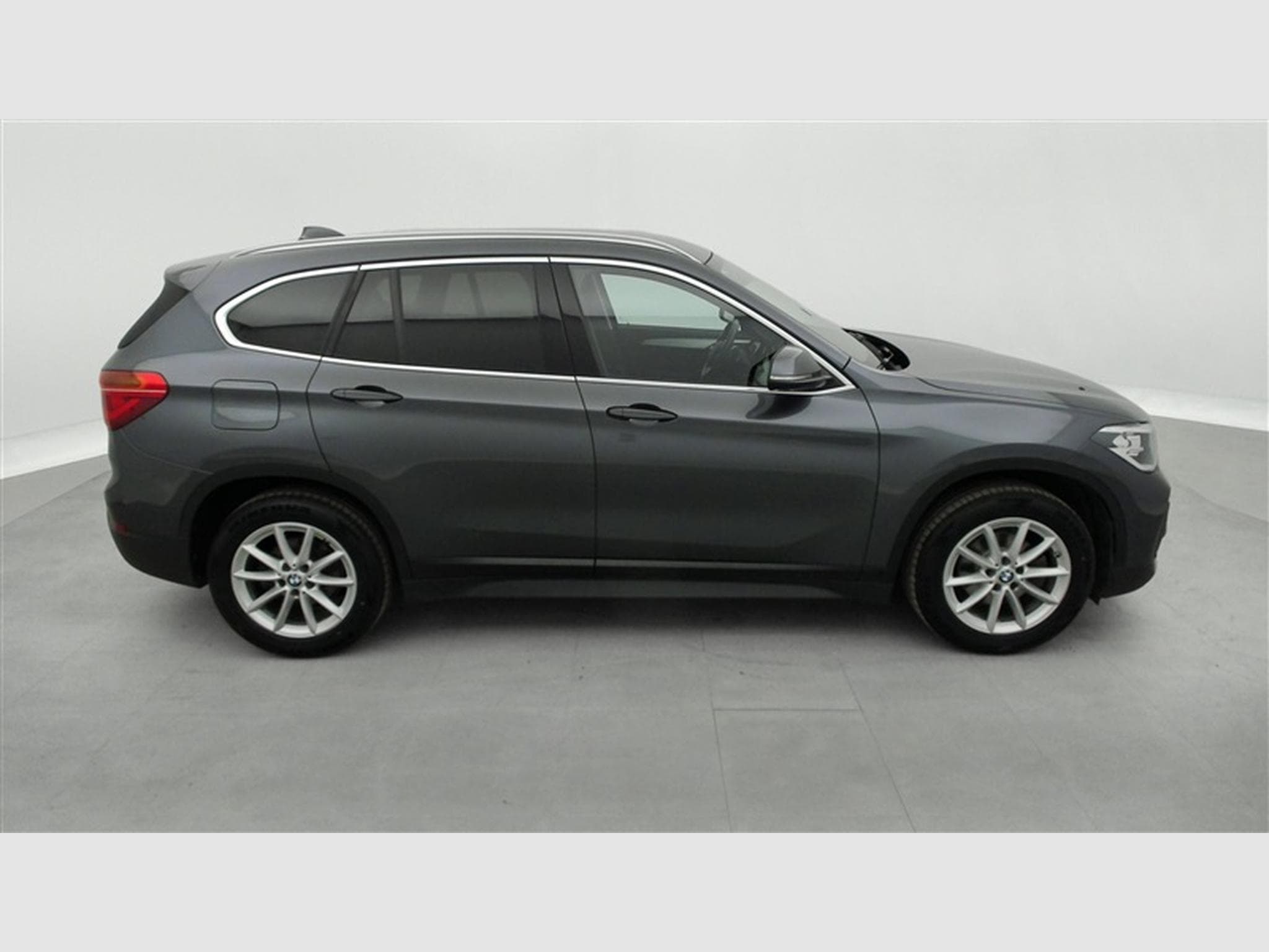 BMW X1 1.5 d sDrive16 CUIR/NAVI/JA17/PDC/CAMERA (2022) - Foto 24