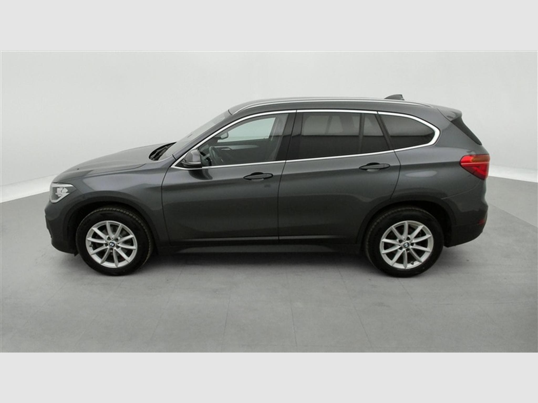BMW X1 1.5 d sDrive16 CUIR/NAVI/JA17/PDC/CAMERA (2022) - Foto 3