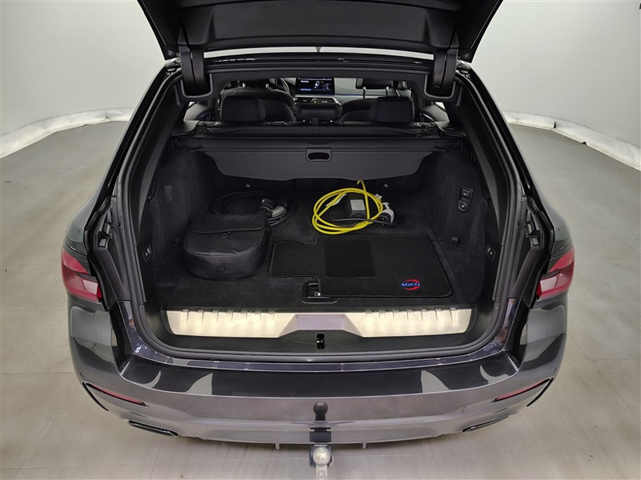 BMW 530 530eA PHEV XDrive Pack M CUIR / NAVI / TO PANO / LASER (2021) - Photo 14