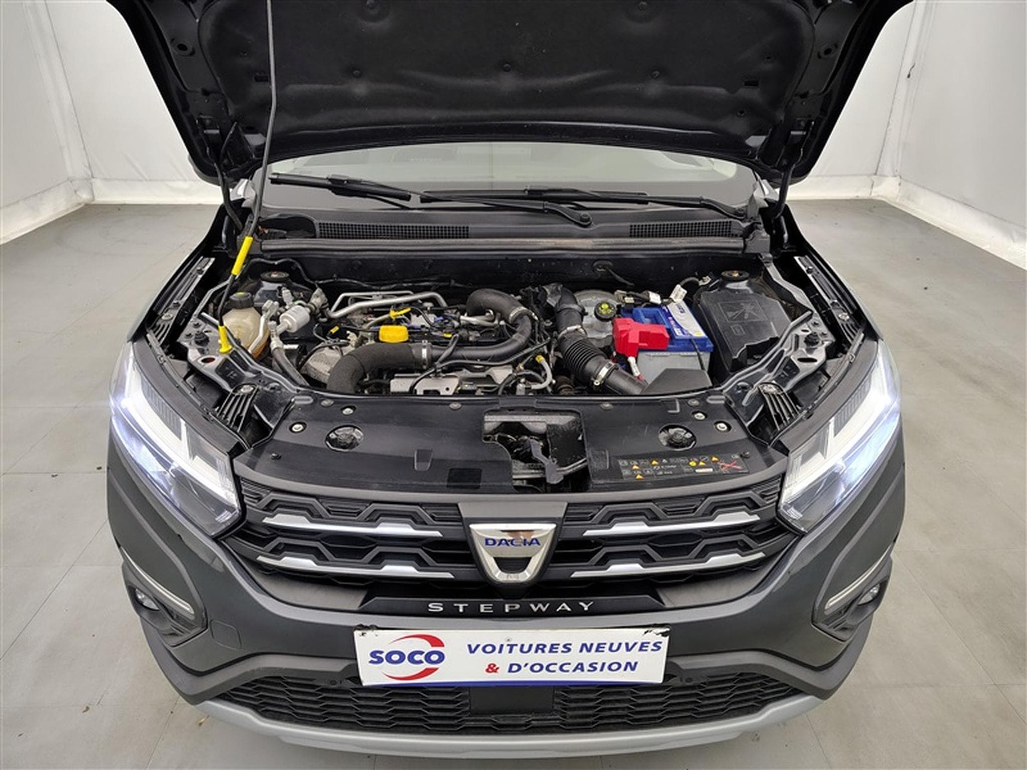 Dacia Sandero Stepway 1.0 TCe Stepway Comfort (2021) - Foto 18