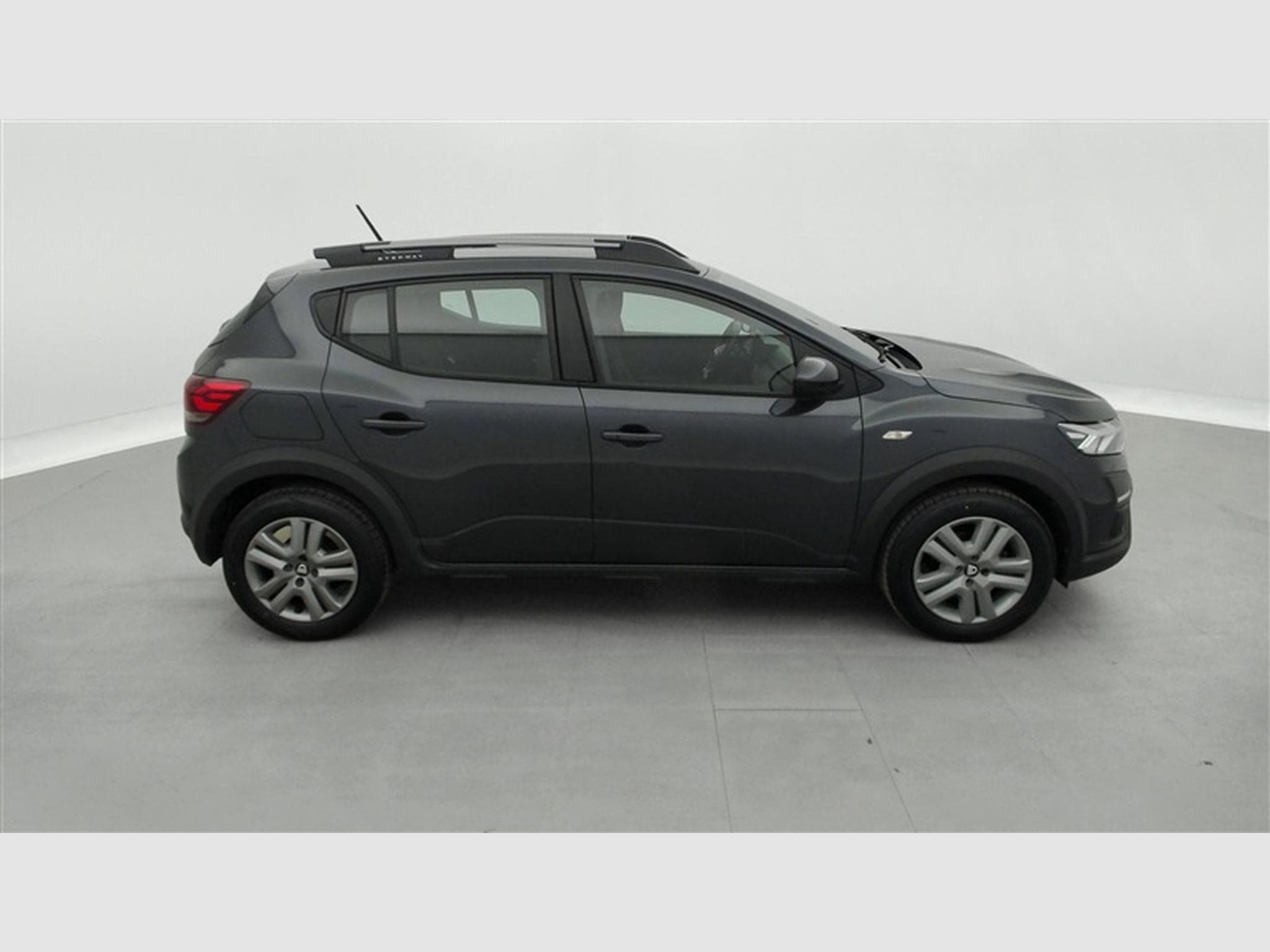 Dacia Sandero Stepway 1.0 TCe Stepway Comfort (2021) - Foto 23