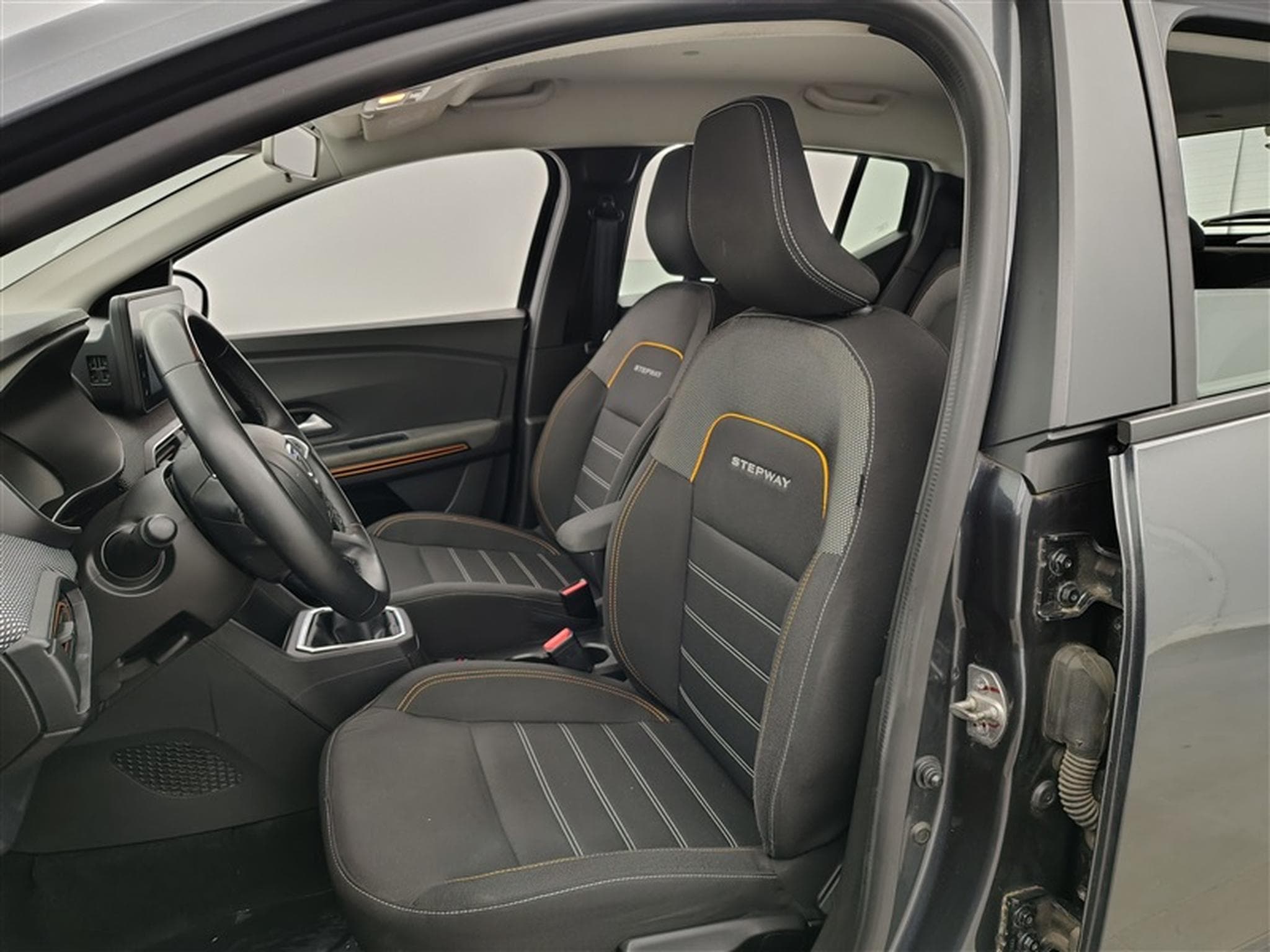 Dacia Sandero Stepway 1.0 TCe Stepway Comfort (2021) - Foto 7