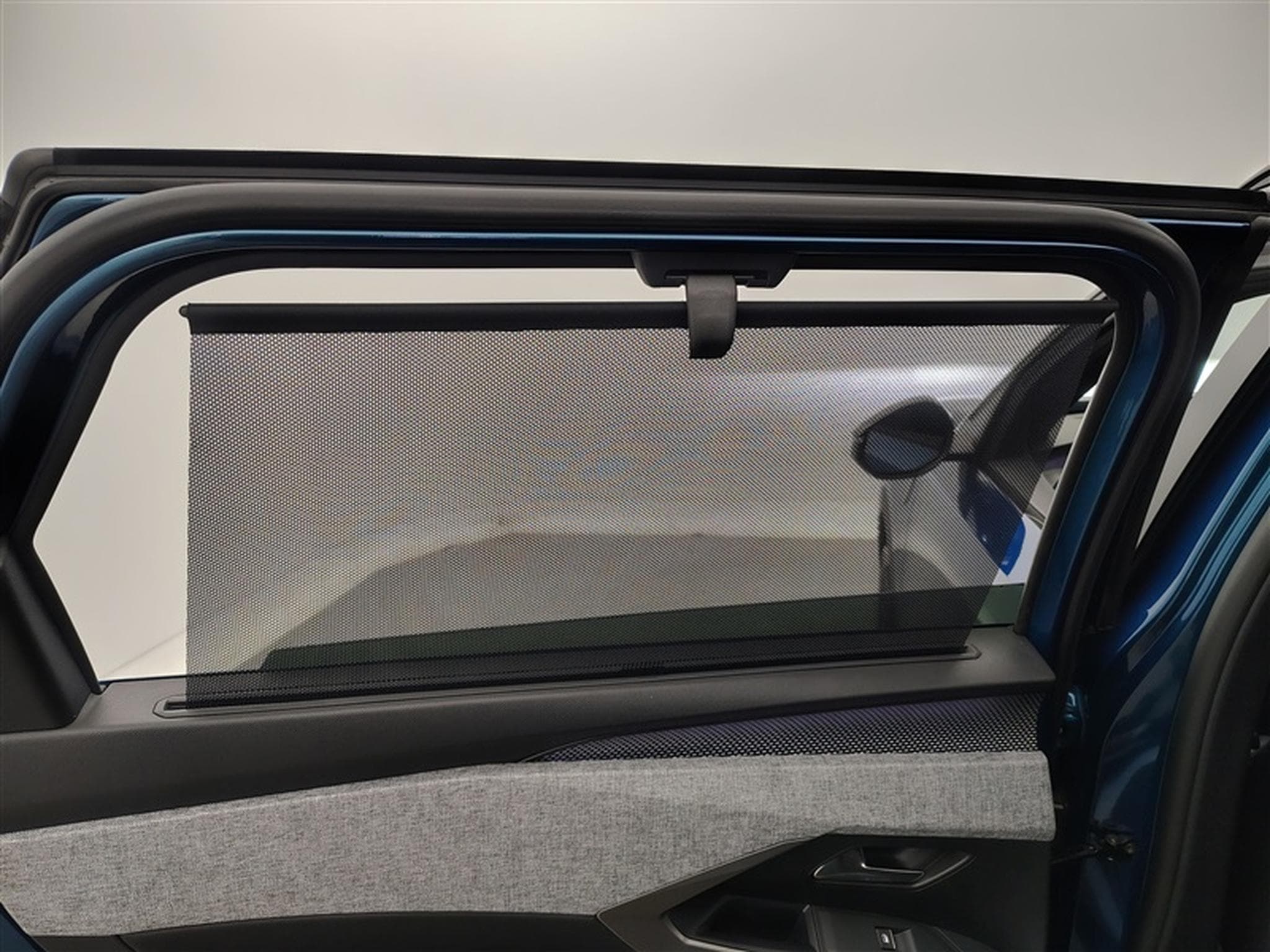 Peugeot 5008 1.2 HYBRID 145cv e-DSC6 GT 7pl. NAVI / FULL LED / PANO / CAM (2026) - Foto 20