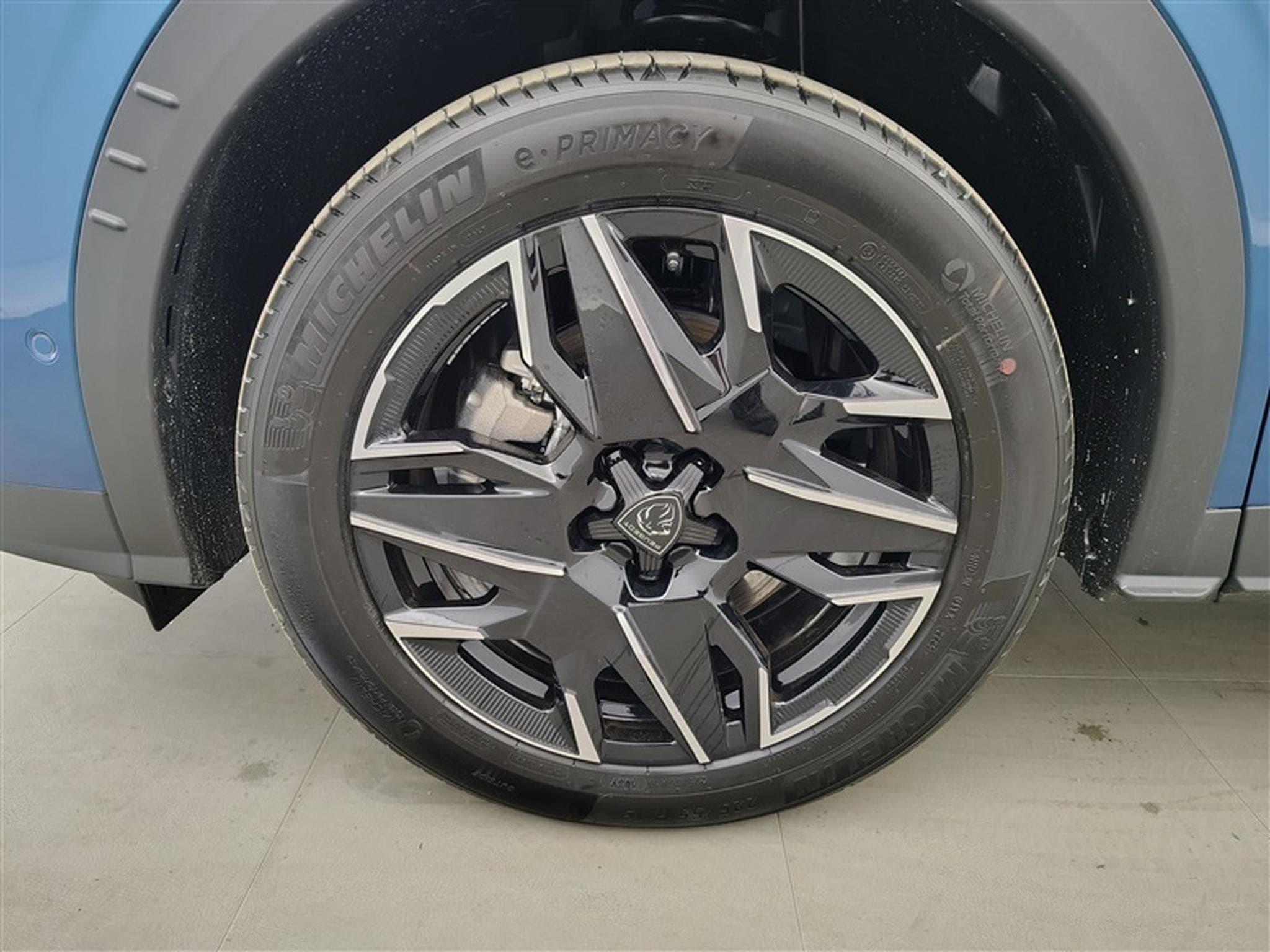Peugeot 5008 1.2 HYBRID 145cv e-DSC6 GT 7pl. NAVI / FULL LED / PANO / CAM (2026) - Foto 6