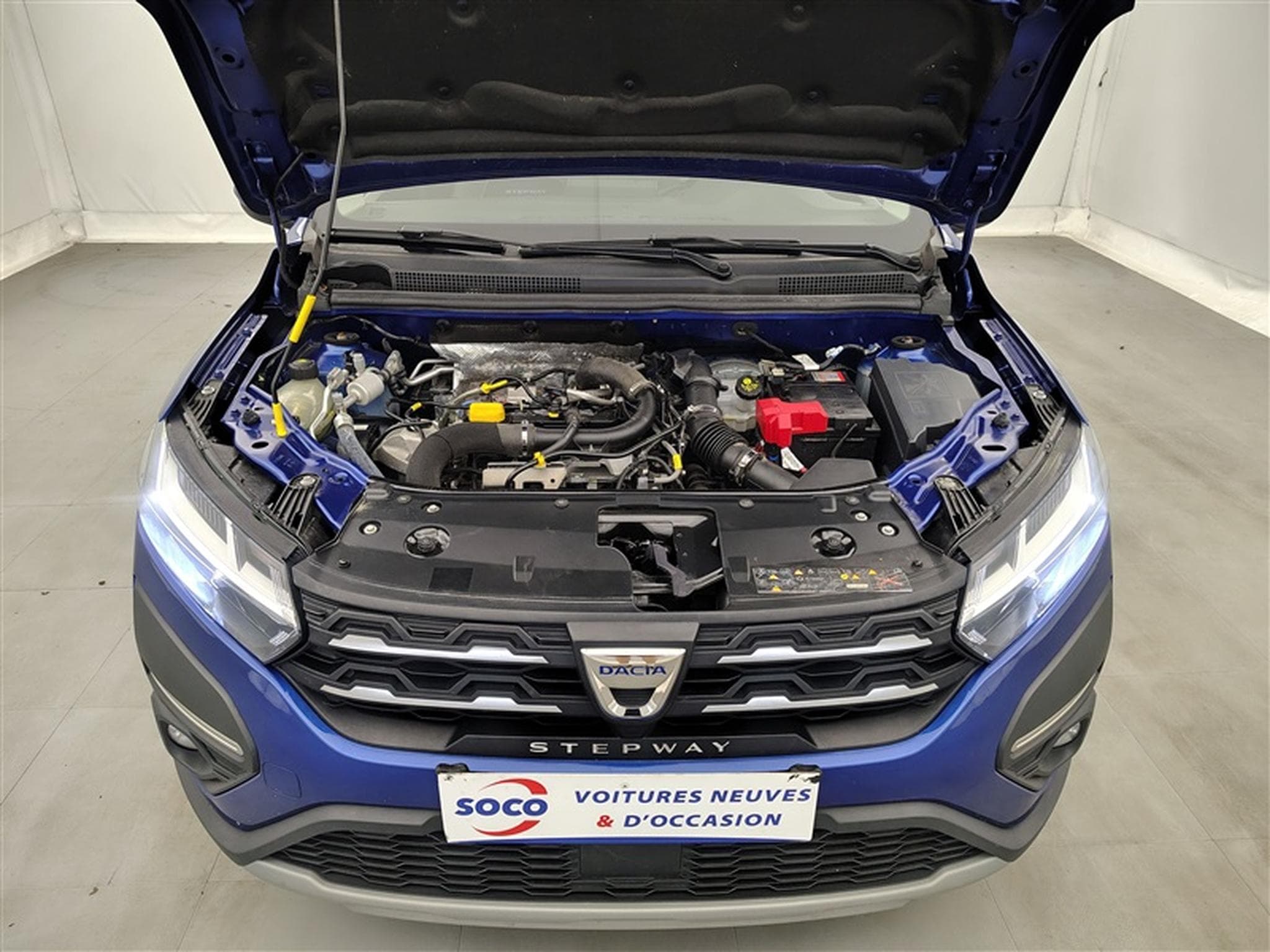 Dacia Sandero 1.0 TCe Stepway Plus NAVI / CLIM / FULL LED (2021) - Foto 17