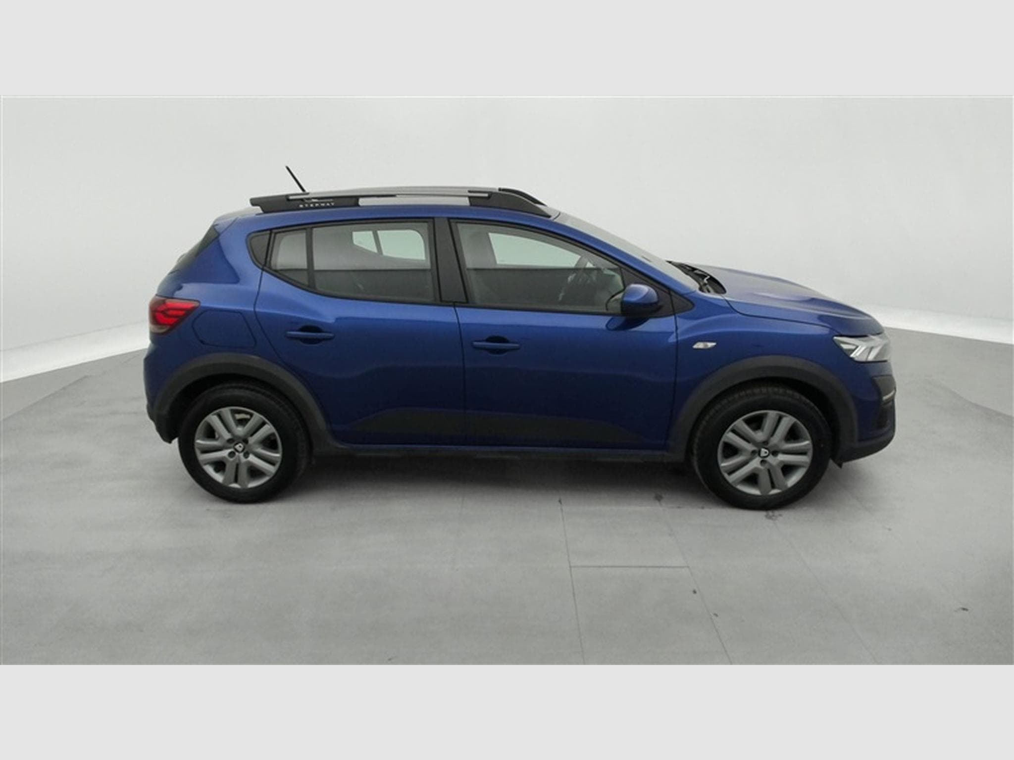 Dacia Sandero 1.0 TCe Stepway Plus NAVI / CLIM / FULL LED (2021) - Foto 22