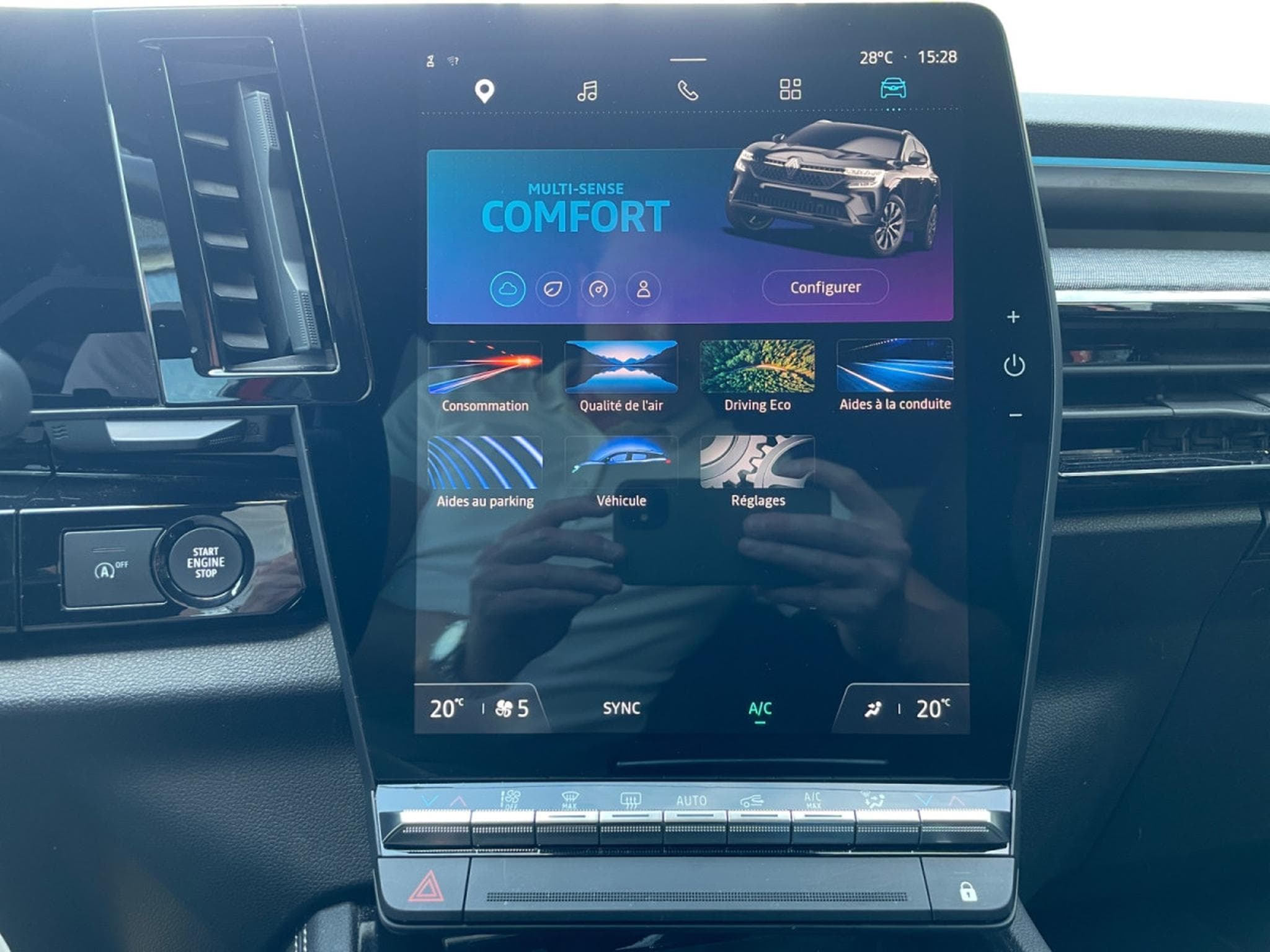 Renault Austral 1.3 TCe Mild Hybrid Techno 160 EDC (2024) - Foto 11