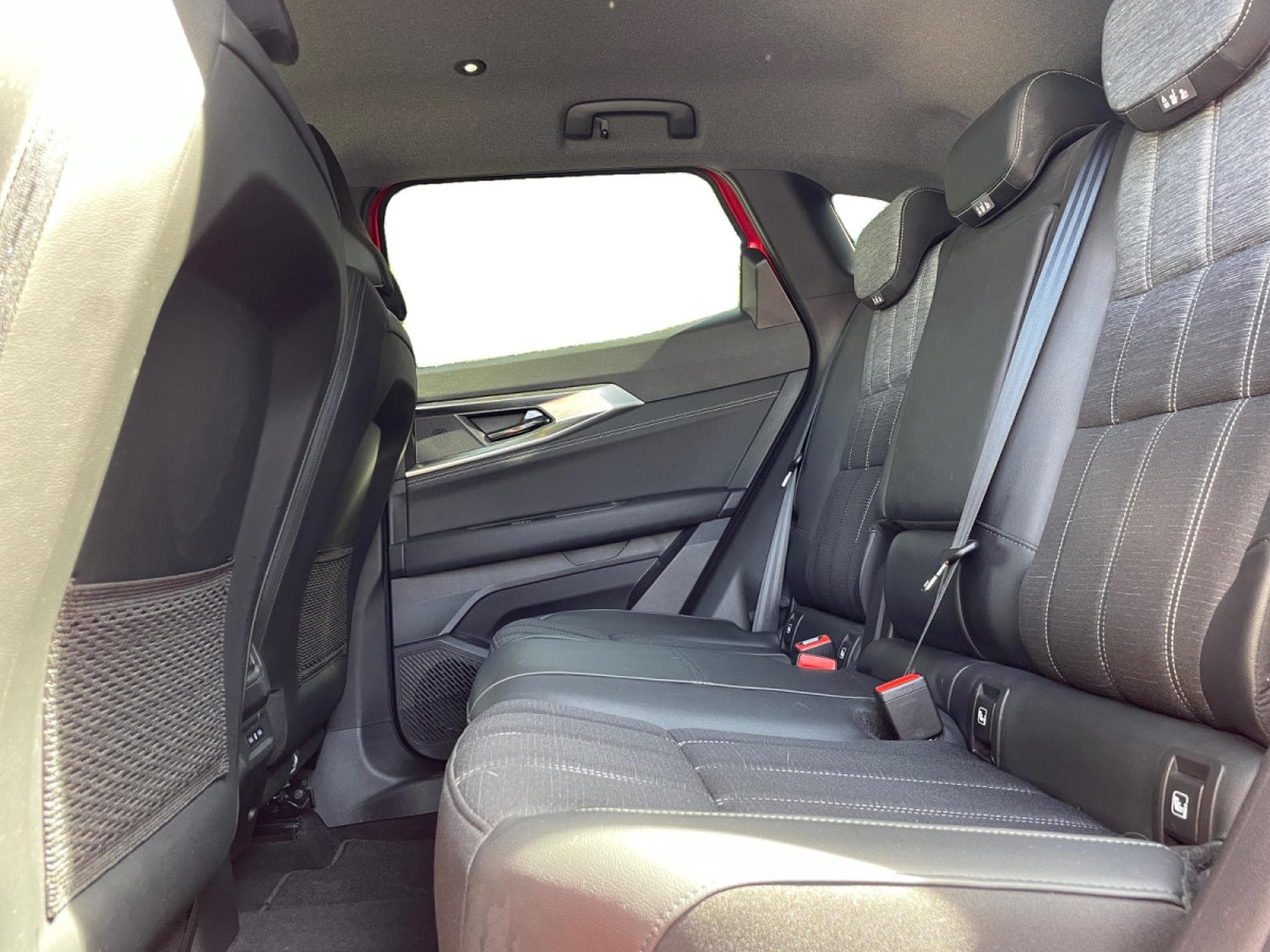 Renault Austral 1.3 TCe Mild Hybrid Techno 160 EDC (2024) - Foto 9