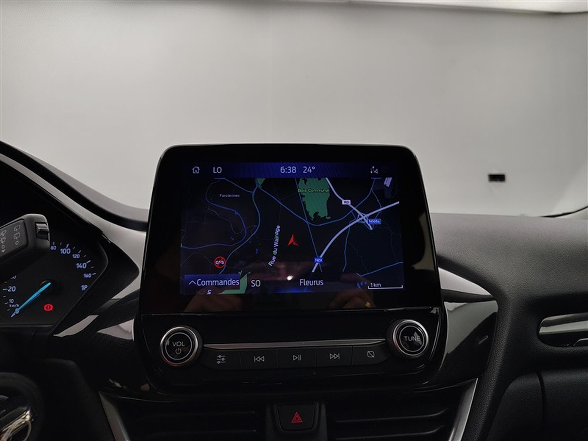 Ford Puma 1.0 EcoBoost AUT. MHEV Titanium NAVI / CARPLAY (2023) - Photo 11