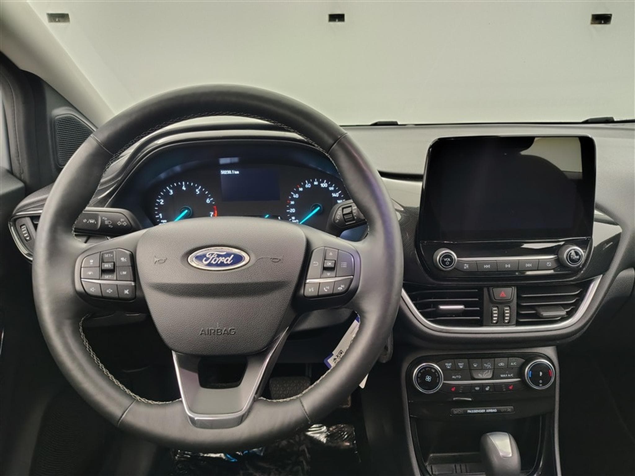 Ford Puma 1.0 EcoBoost AUT. MHEV Titanium NAVI / CARPLAY (2023) - Photo 9