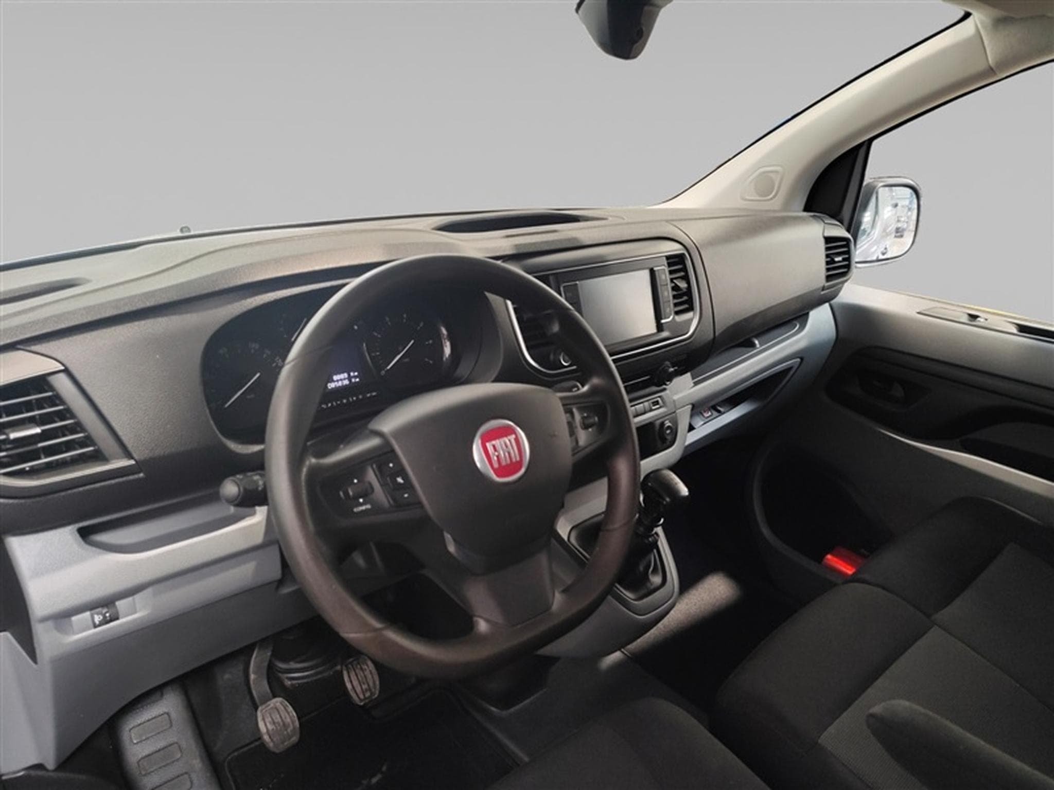 Fiat Scudo 1.5 Multijet 120cv L2 3pl. GALERIE / NAVI / PDC AR (2022) - Photo 8