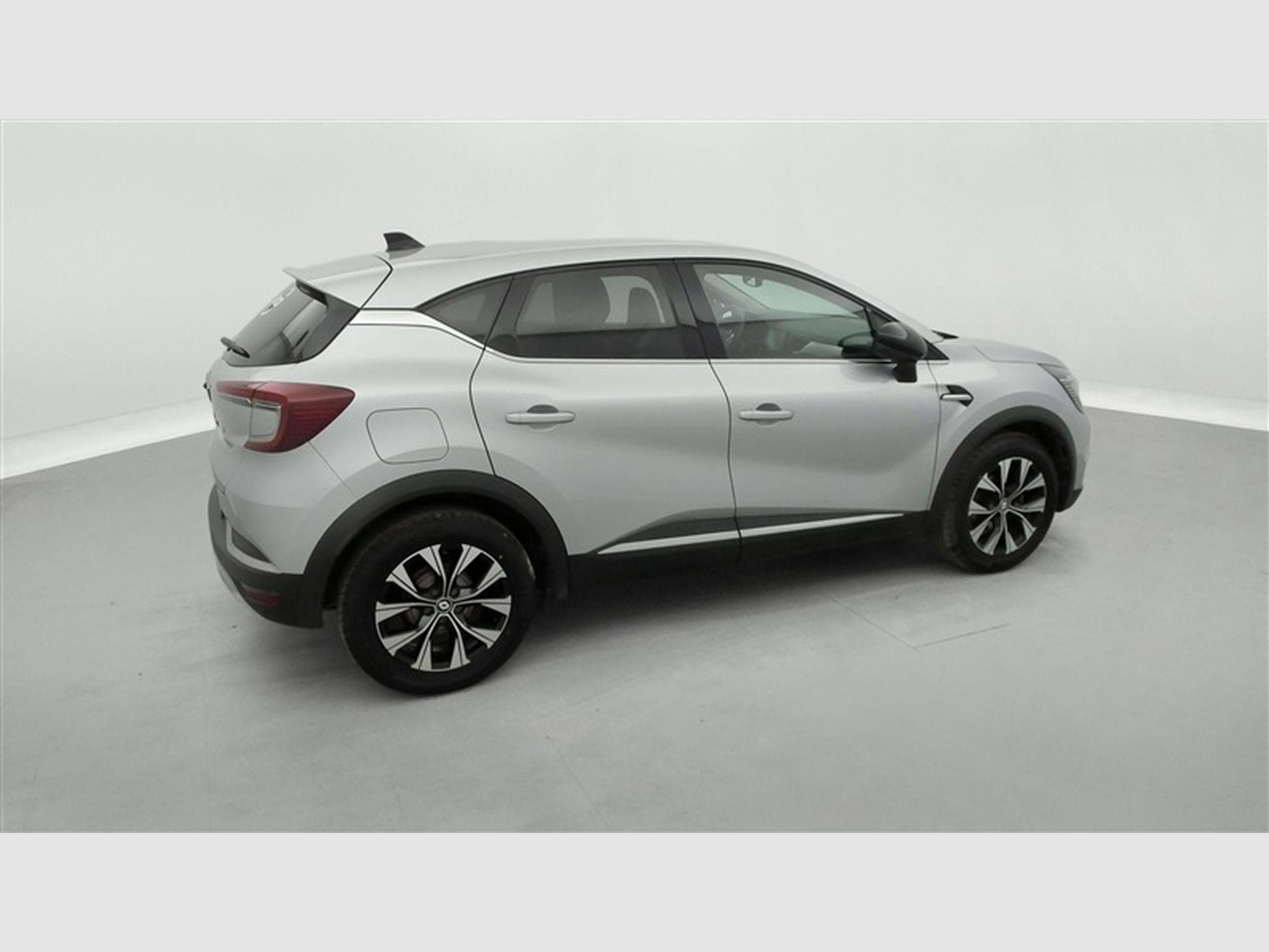 Renault Captur 1.33 TCe MHEV Techno EDC GPF (2023) - Photo 25