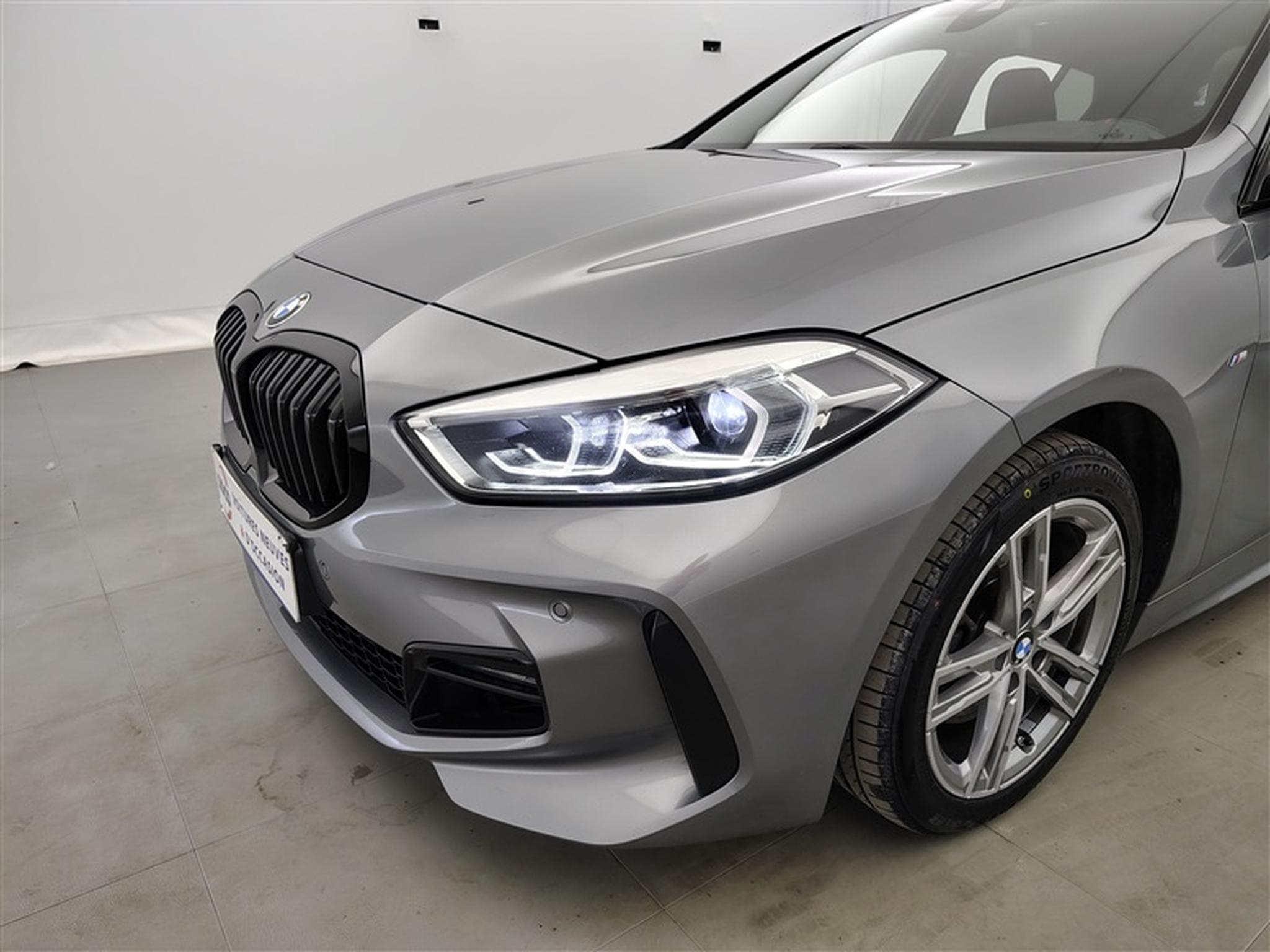 BMW 116 iA PACK M *NAVI/FULL LED/TOIT PANO/PDC AV ARR* (2023) - Foto 15