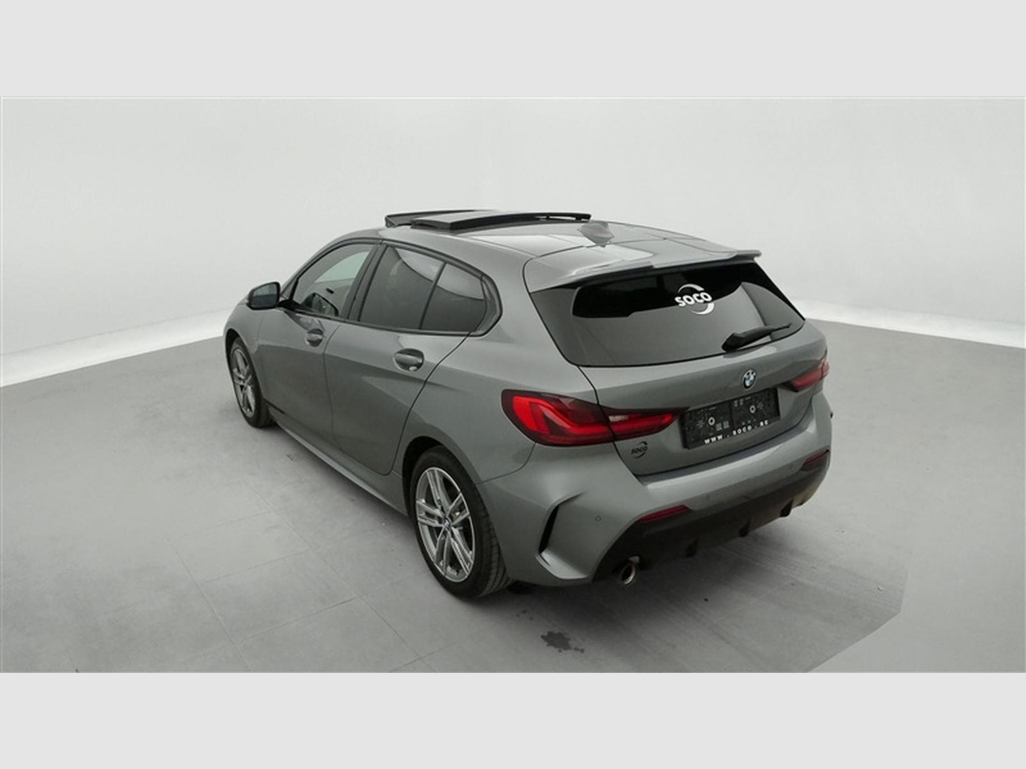 BMW 116 iA PACK M *NAVI/FULL LED/TOIT PANO/PDC AV ARR* (2023) - Foto 2