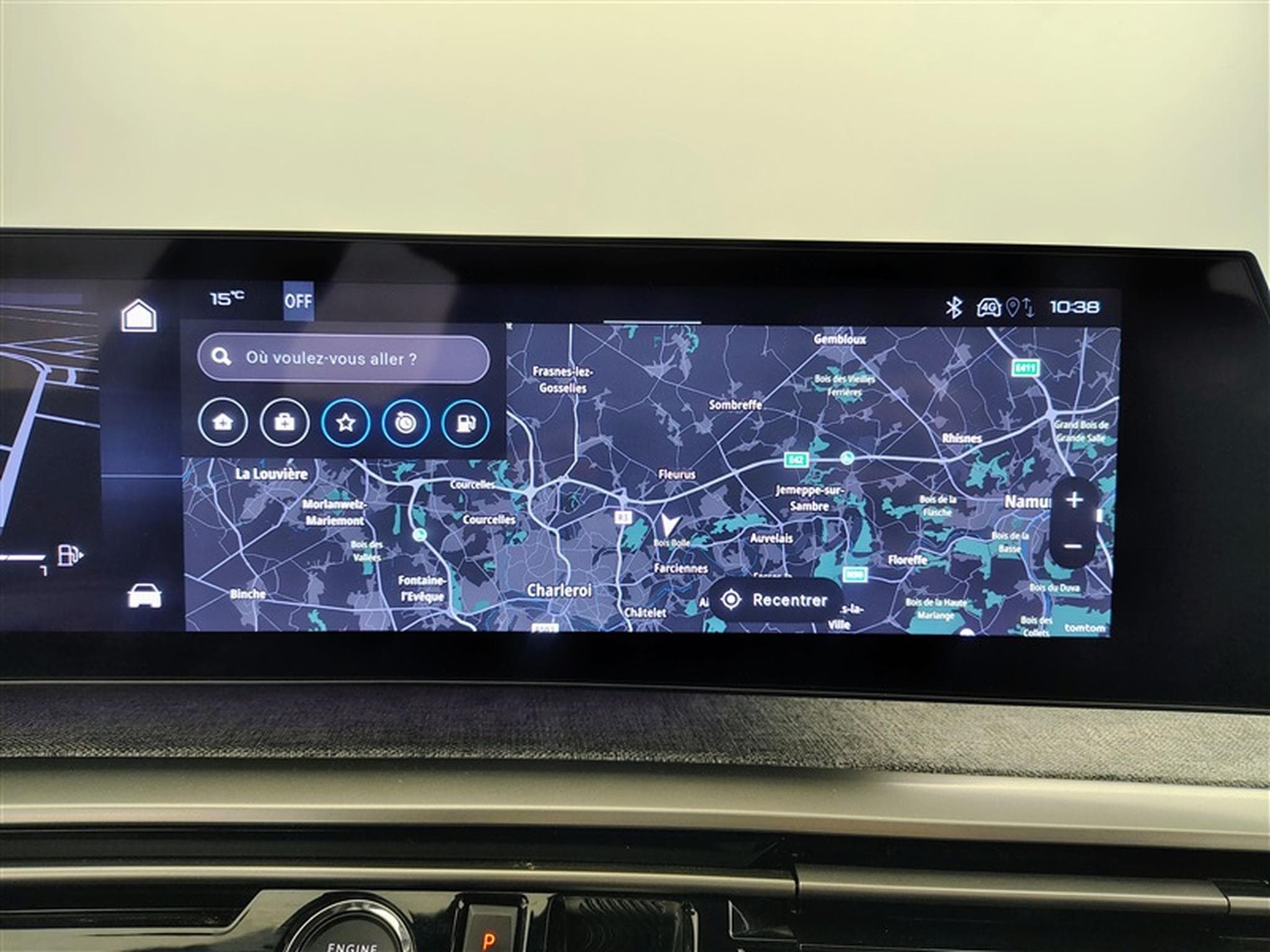Peugeot 5008 1.2 Hybrid 145Cv e-DCS6 GT 7PL / NAVI / CARPLAY / CAMERA (2025) - Foto 11